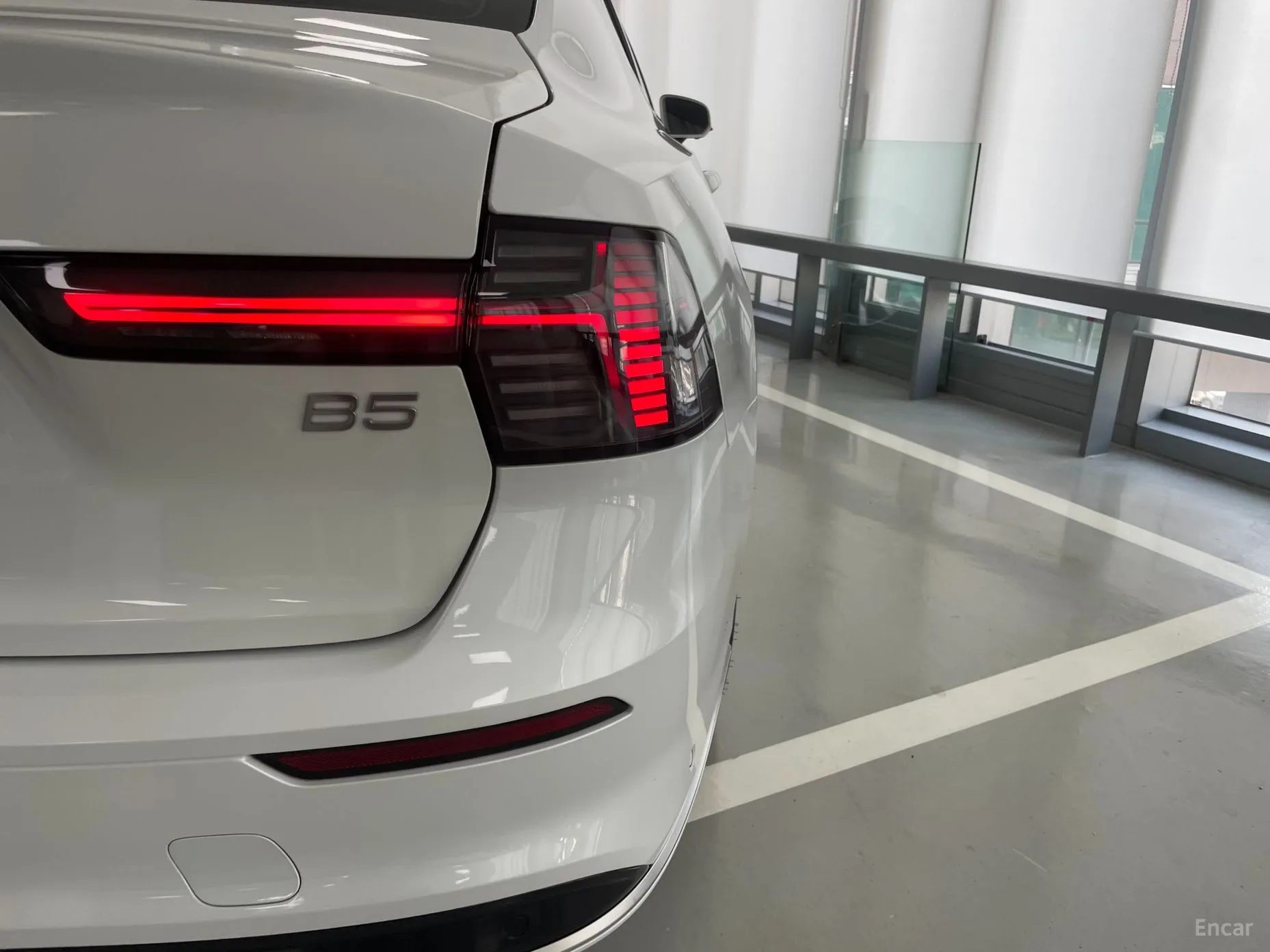 Volvo S90 превью 14