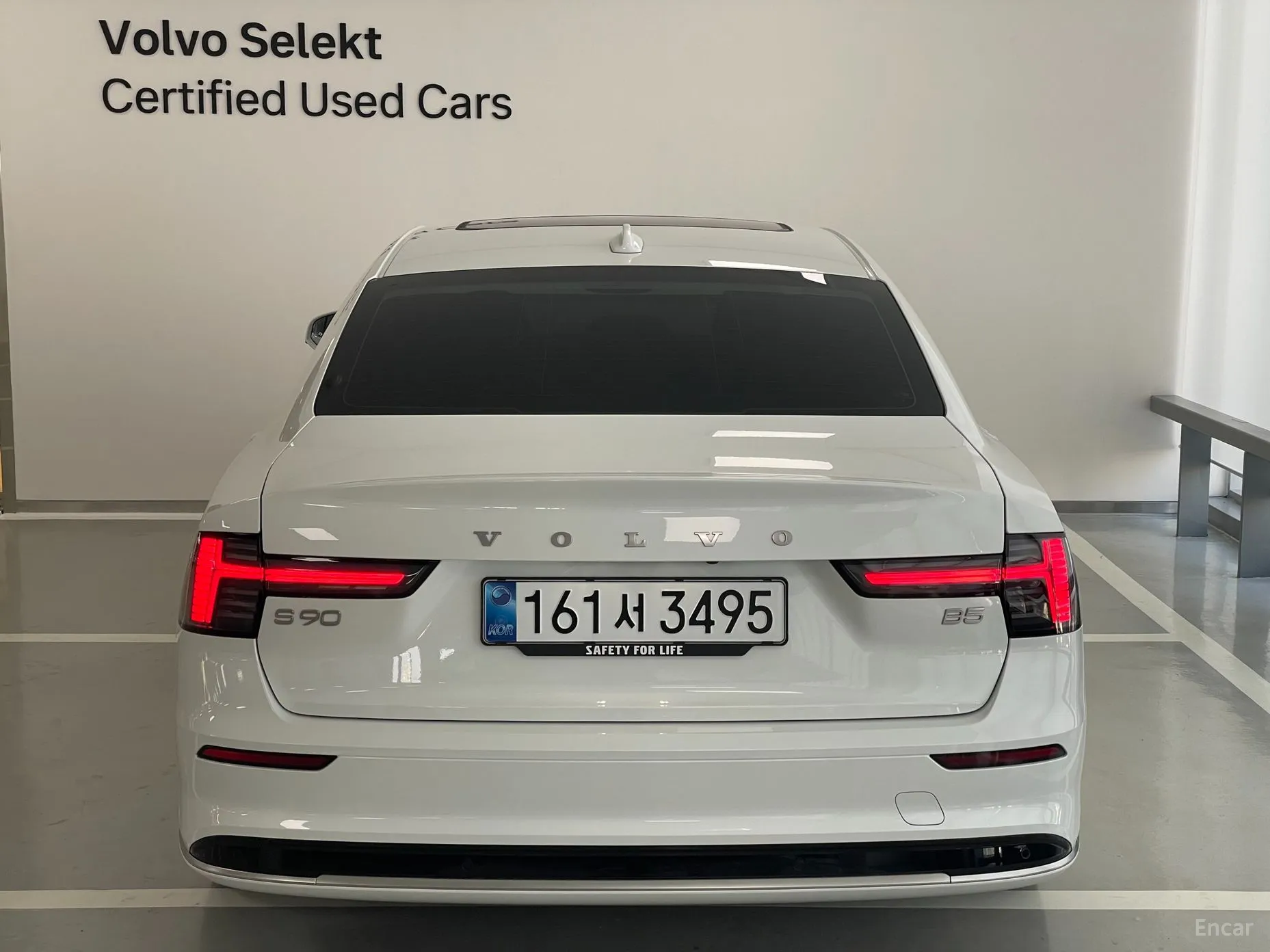 Volvo S90 превью 4
