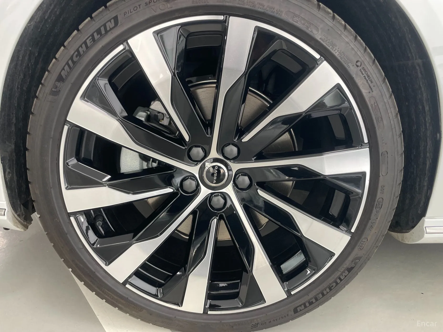 Volvo S90 превью 5