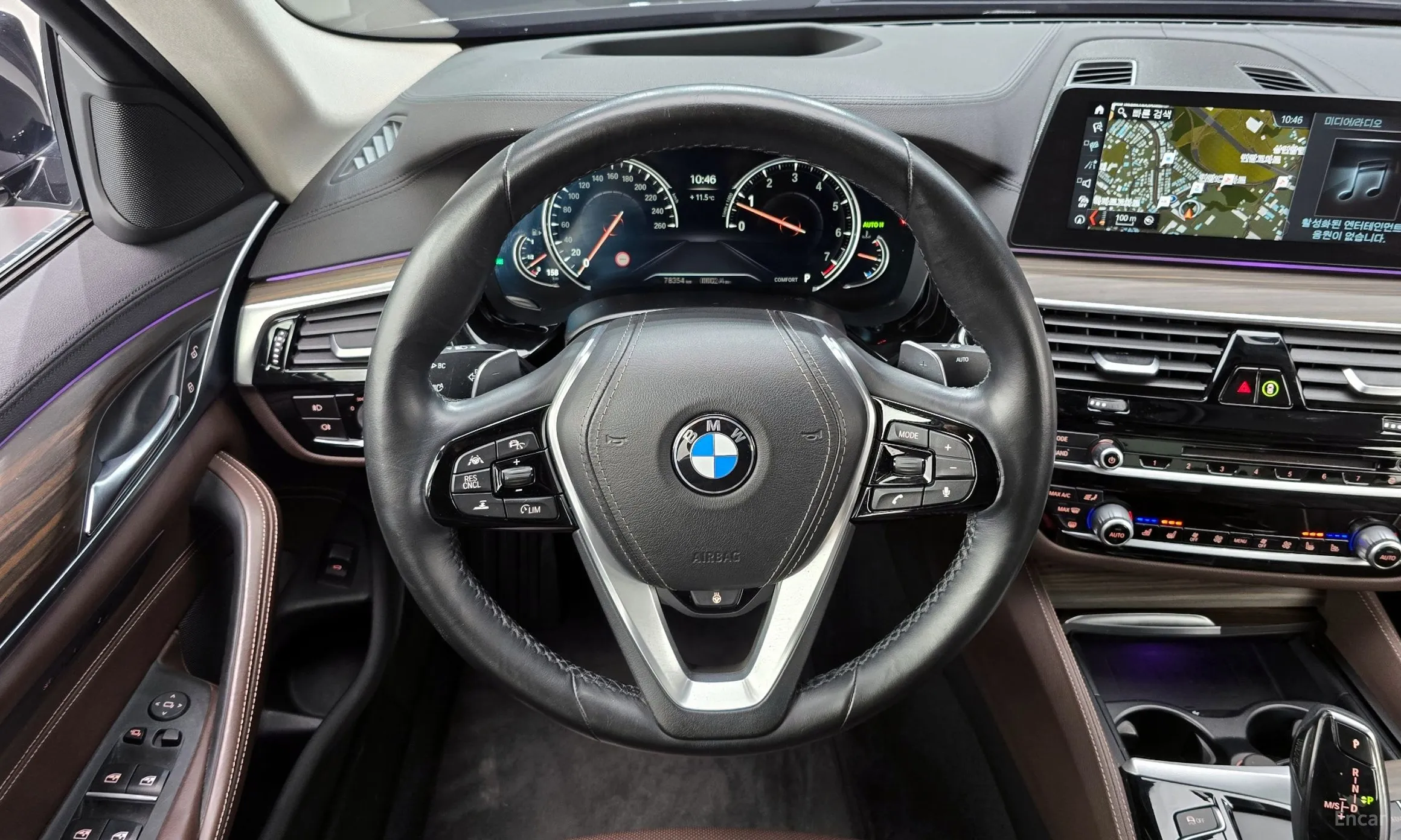 BMW 5 Series (G30) превью 14