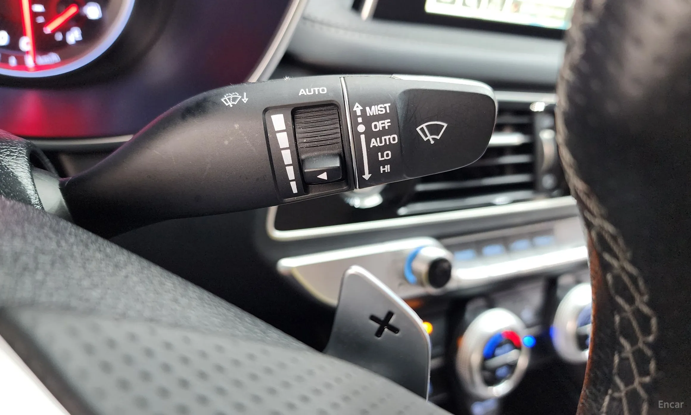 Genesis G70 превью 18