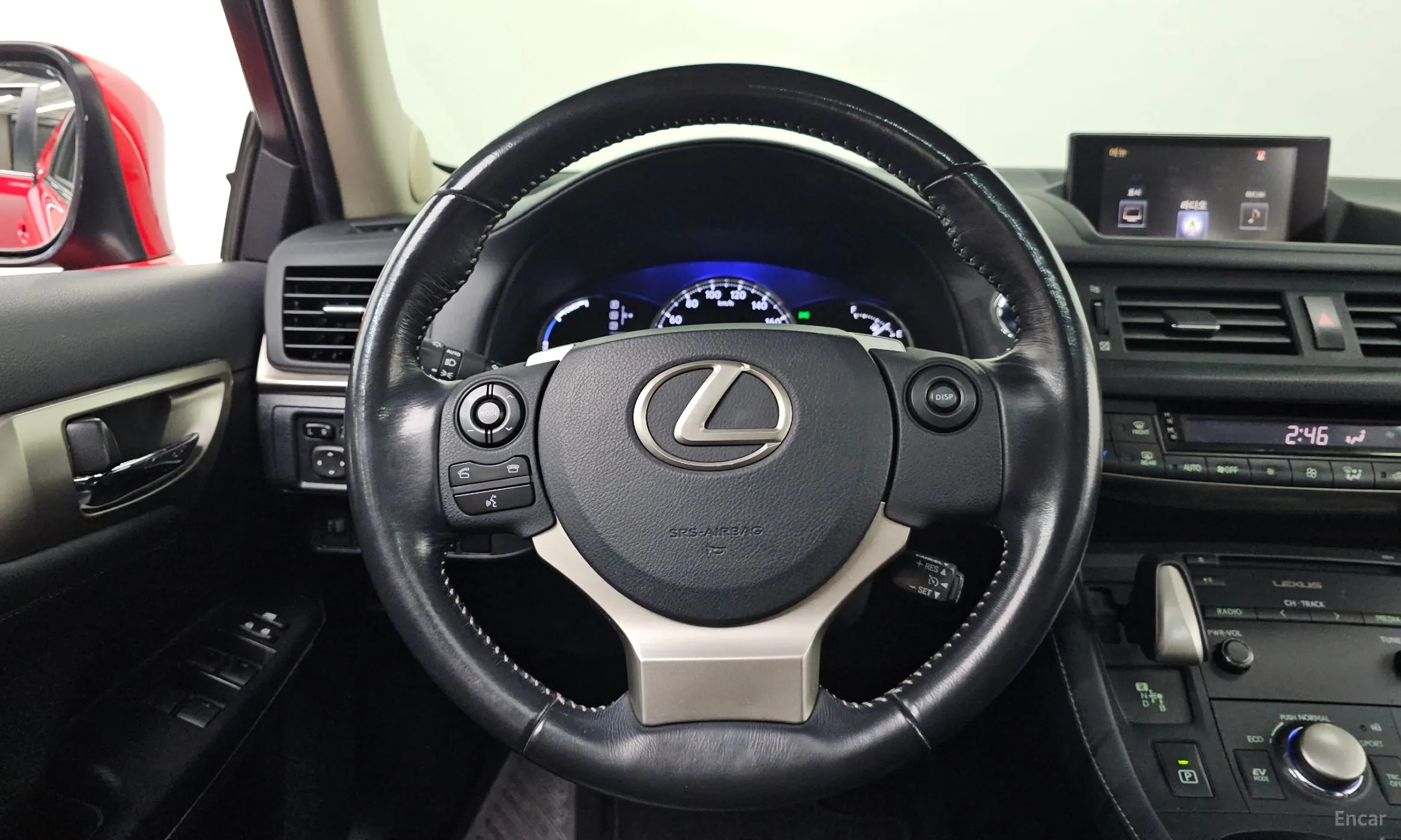 Lexus CT200h превью 14
