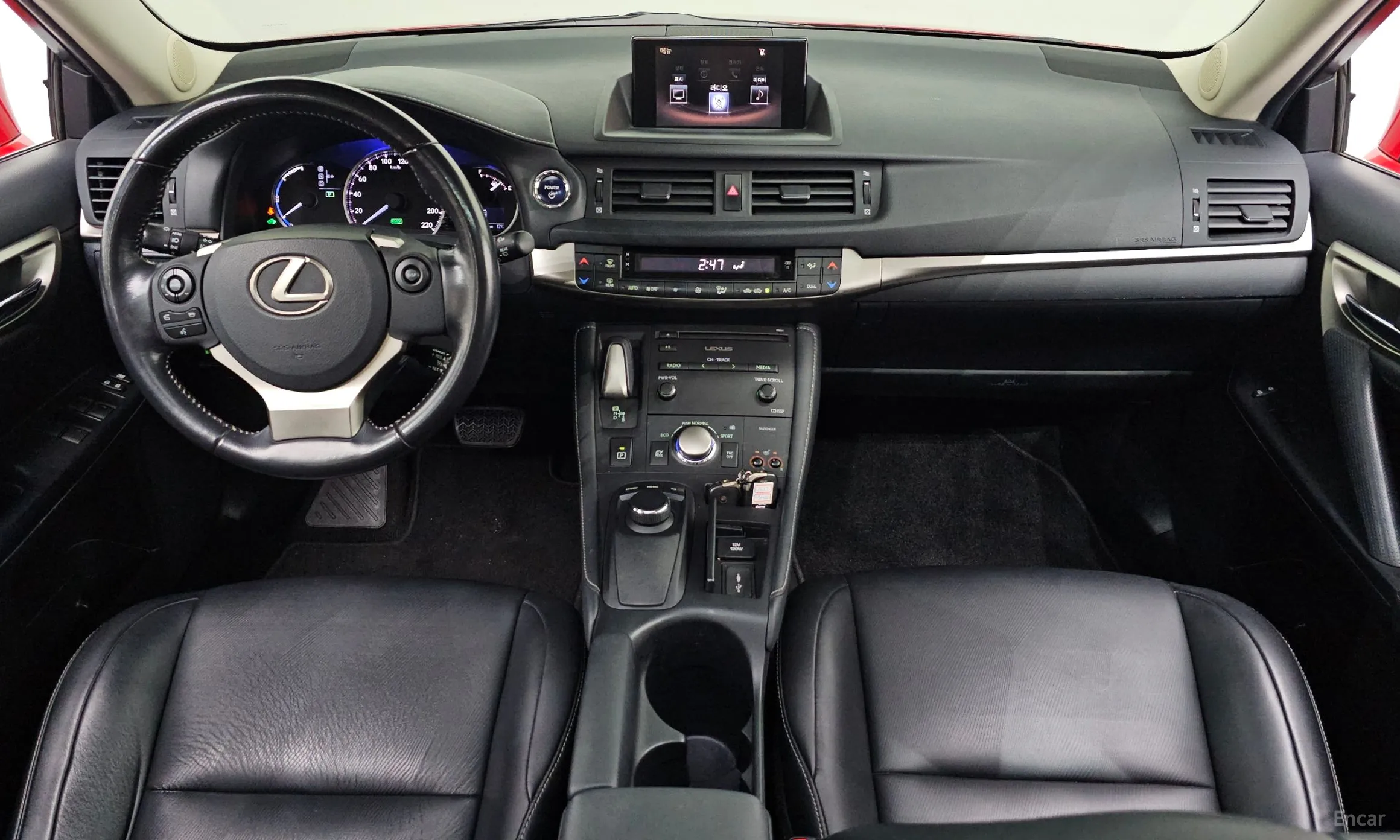 Lexus CT200h превью 7