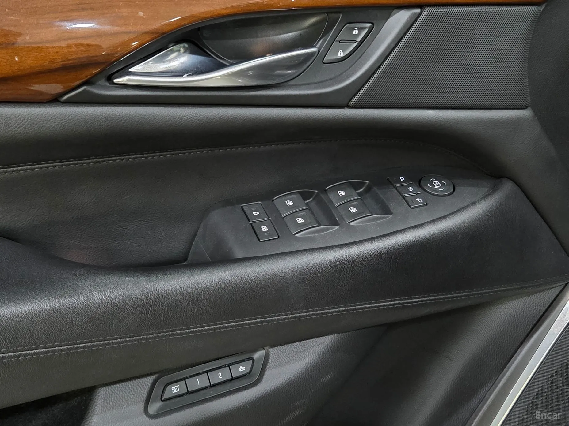 Cadillac Escalade превью 15