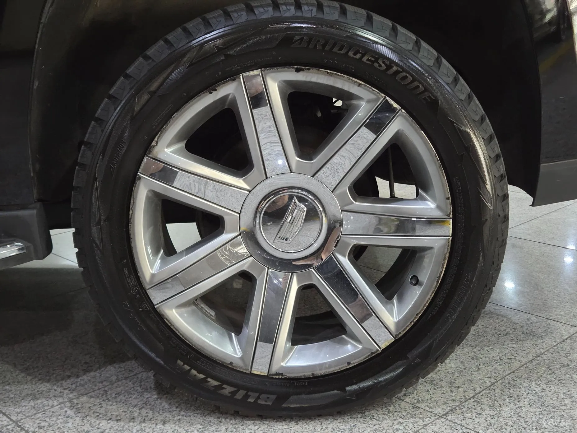 Cadillac Escalade превью 20