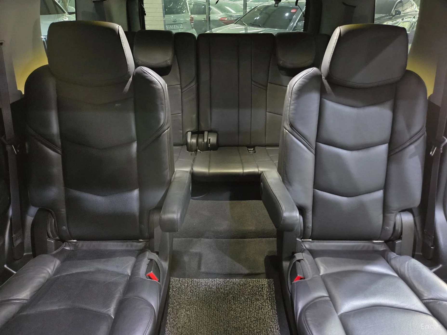 Cadillac Escalade превью 8