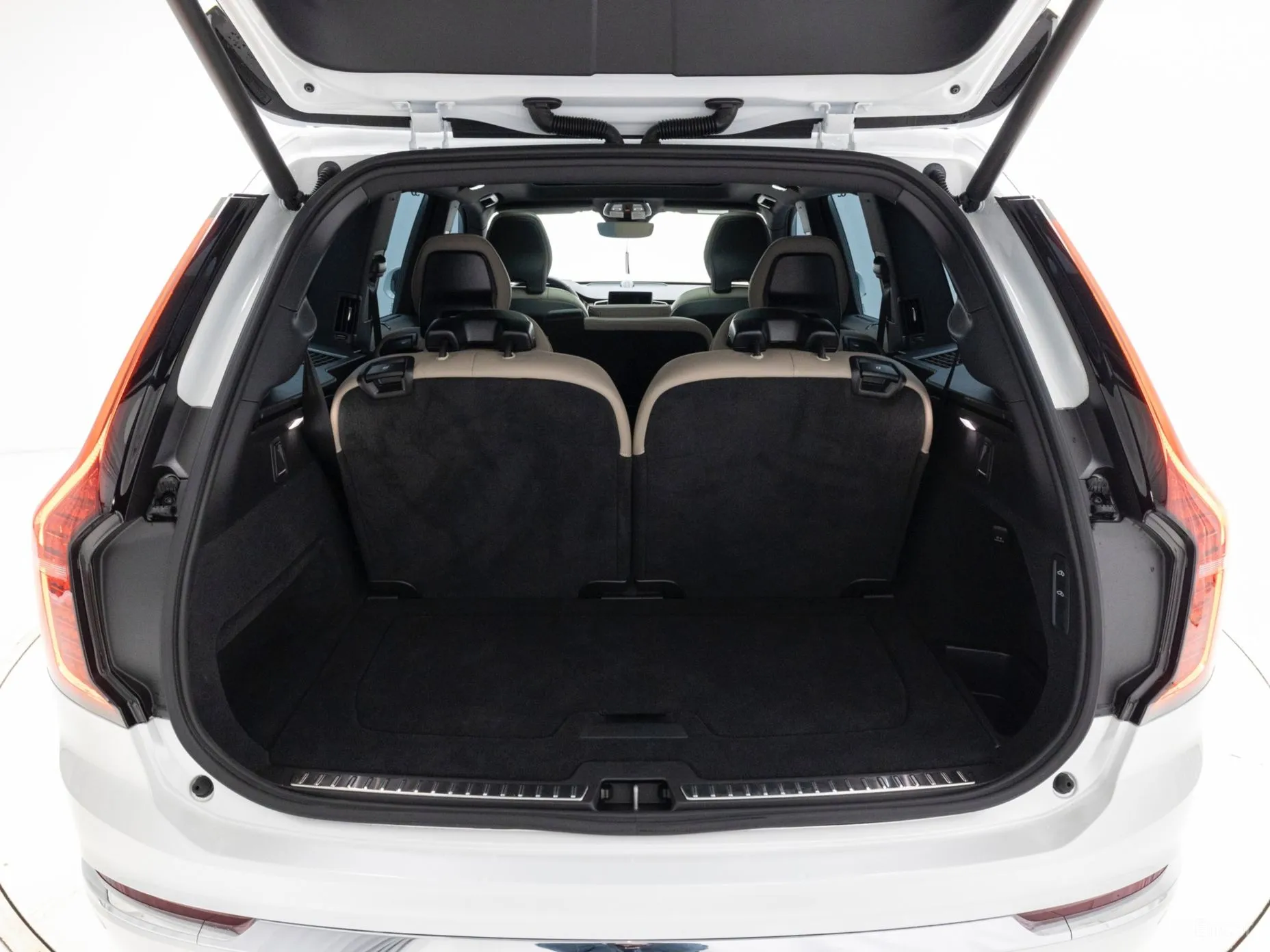 Volvo XC90 Gen 2 превью 17