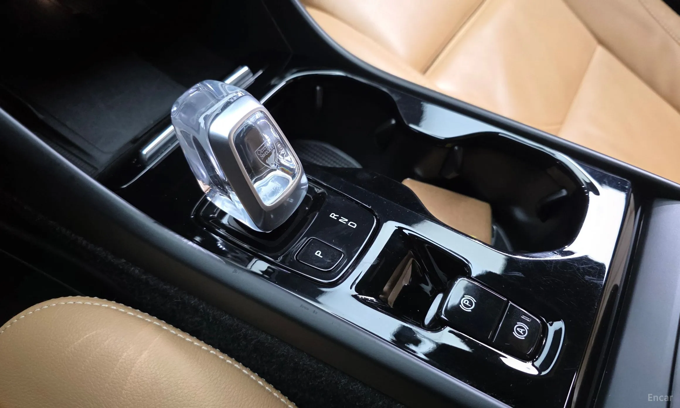 Volvo XC40 превью 9