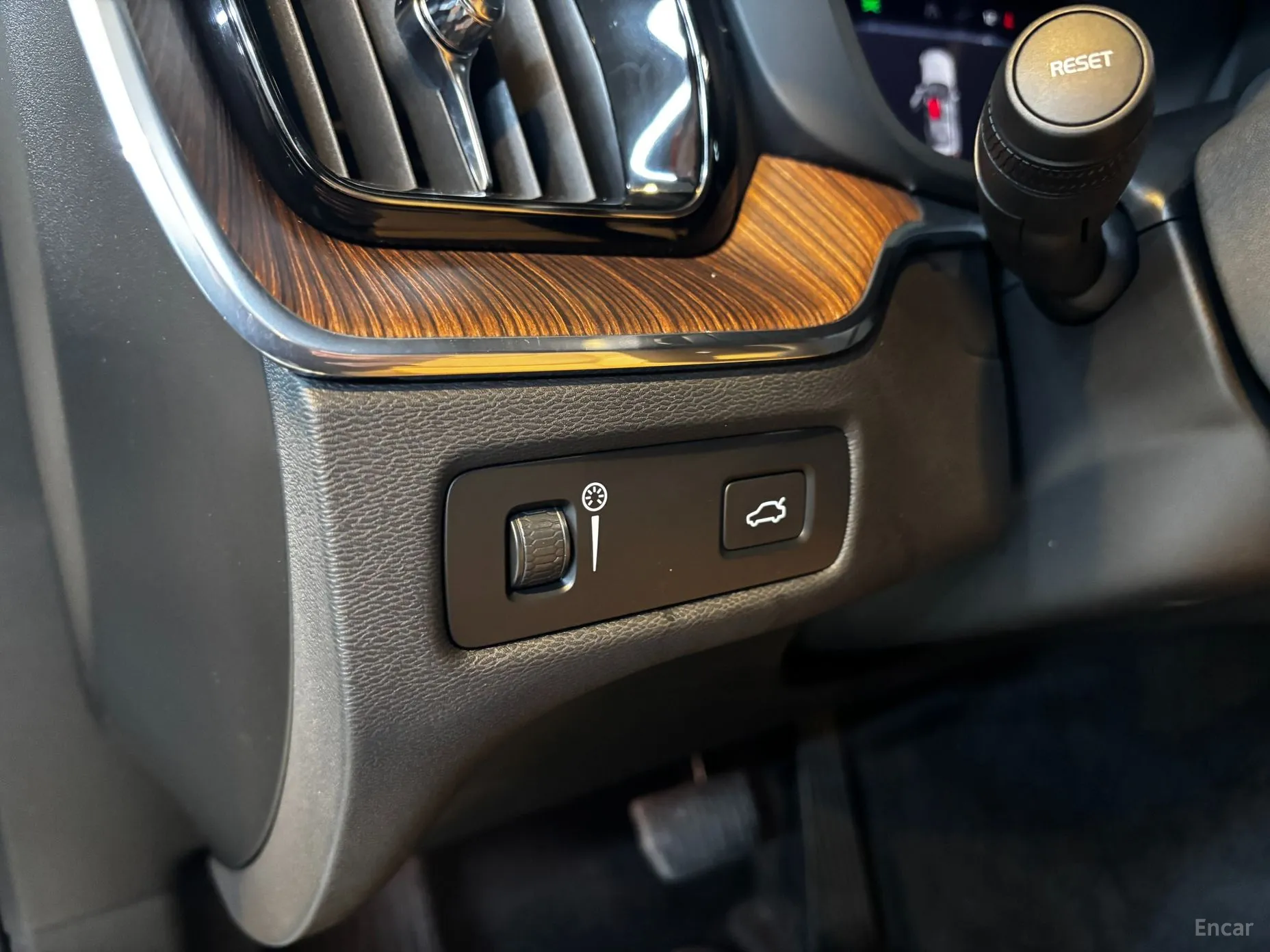 Volvo XC60 Gen 2 превью 14