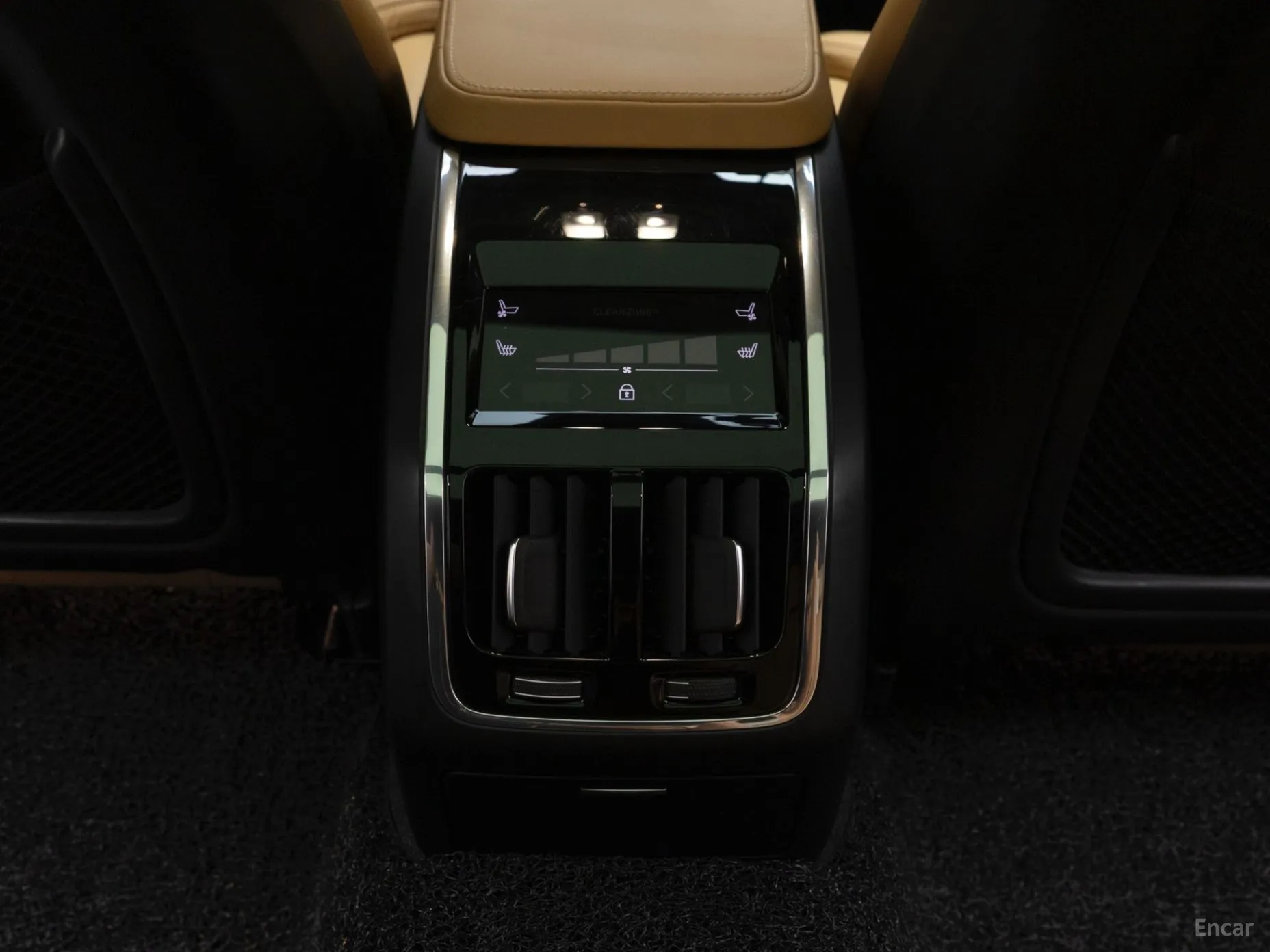 Volvo S90 превью 16