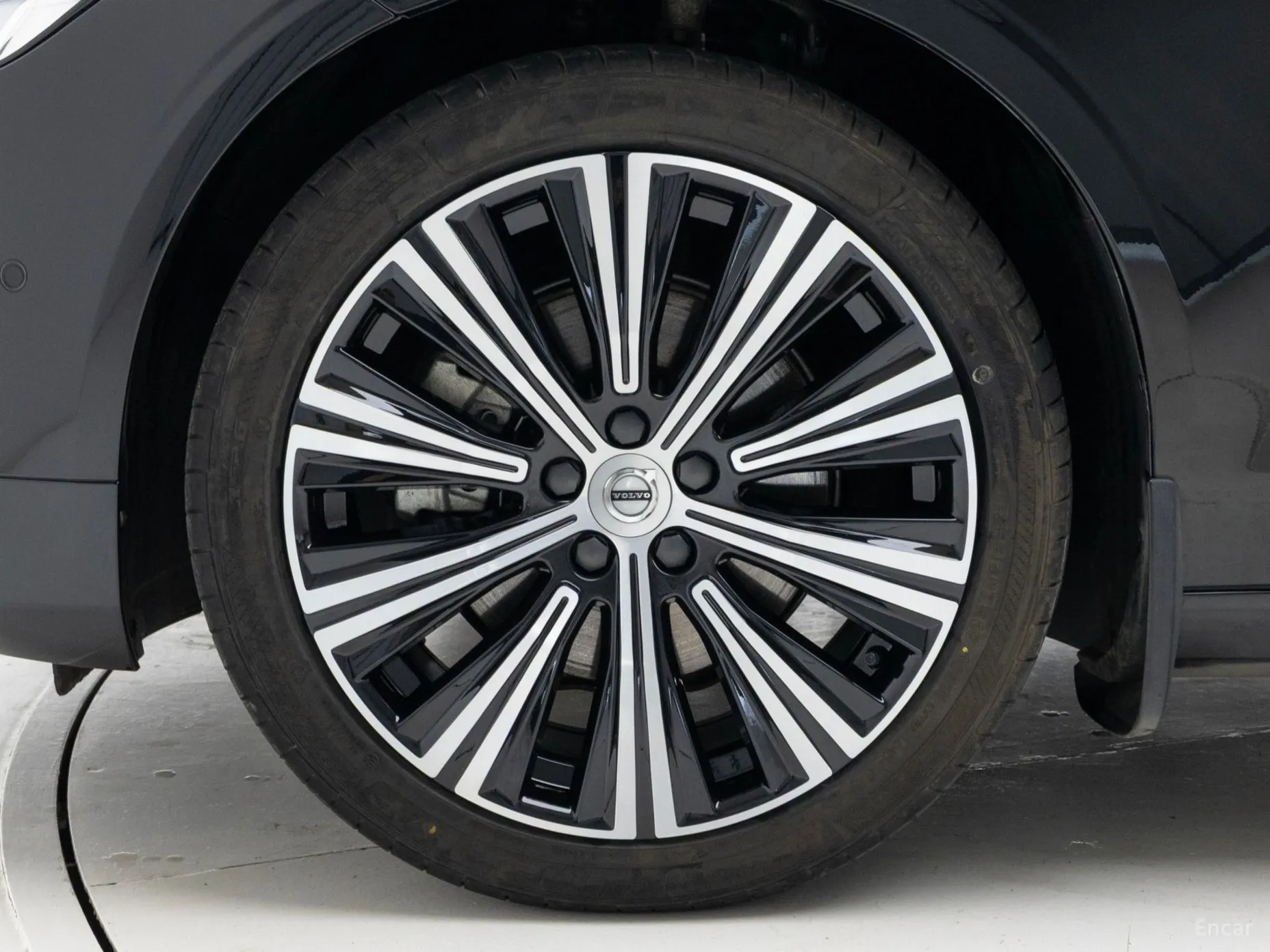 Volvo S90 превью 5