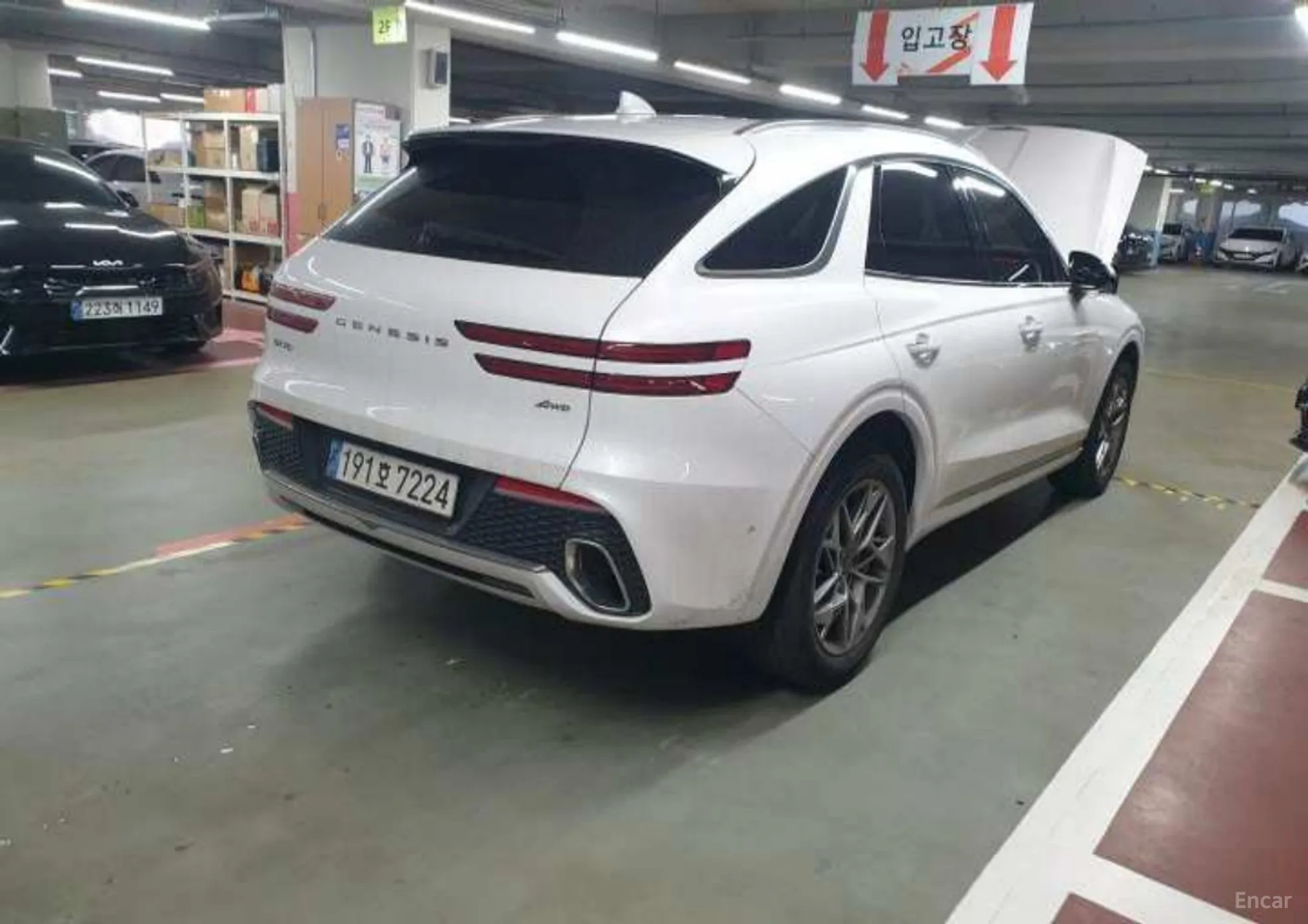 Genesis GV70 превью 10
