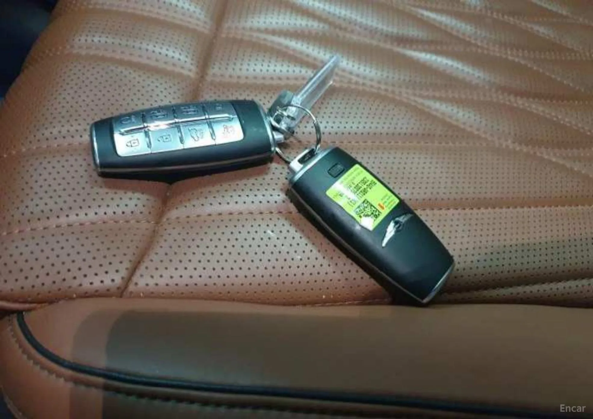 Genesis GV70 превью 11