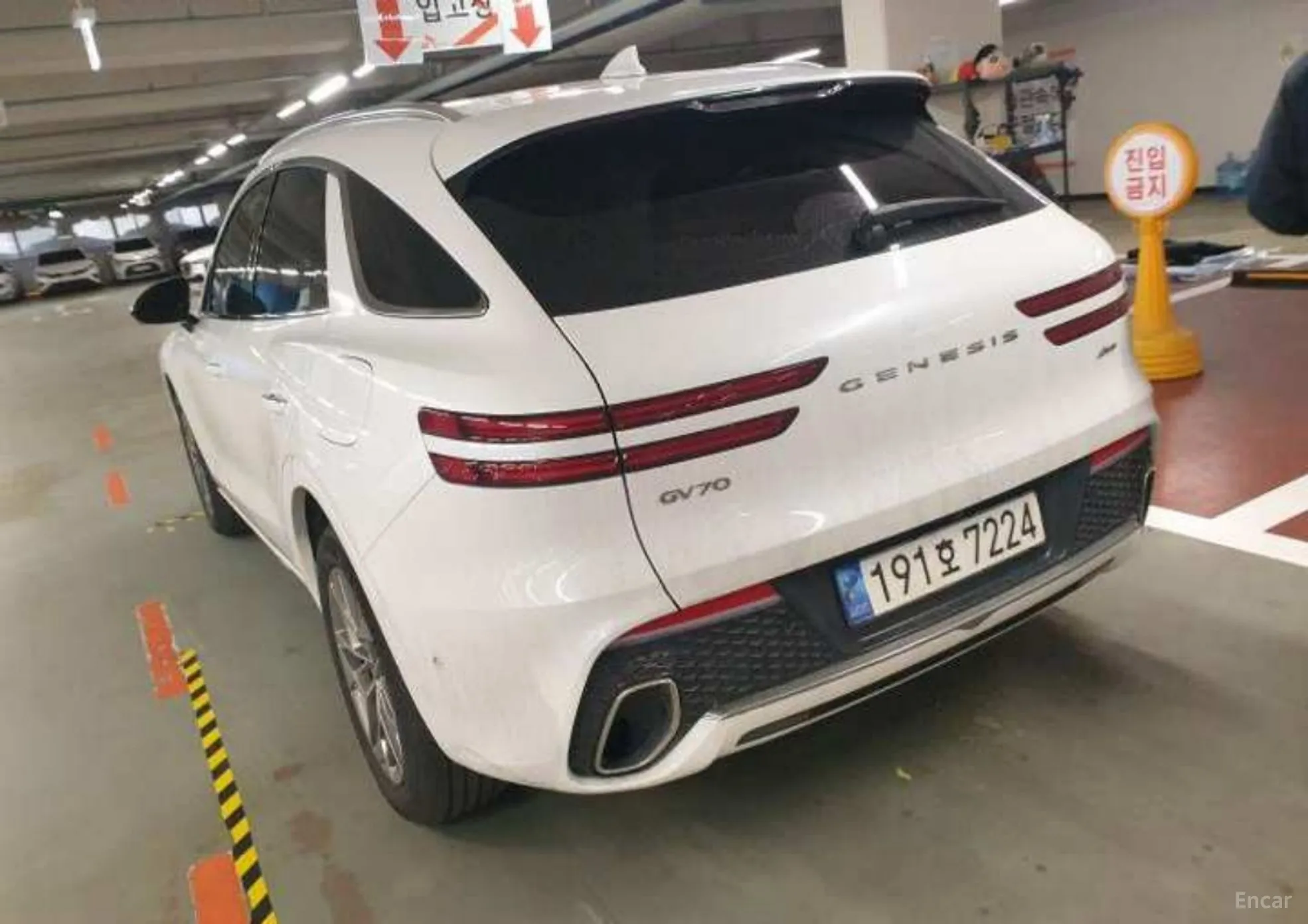 Genesis GV70 превью 5