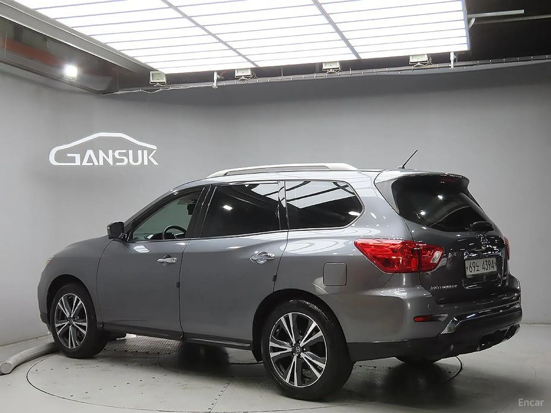 Nissan Pathfinder Gen 4 превью 3