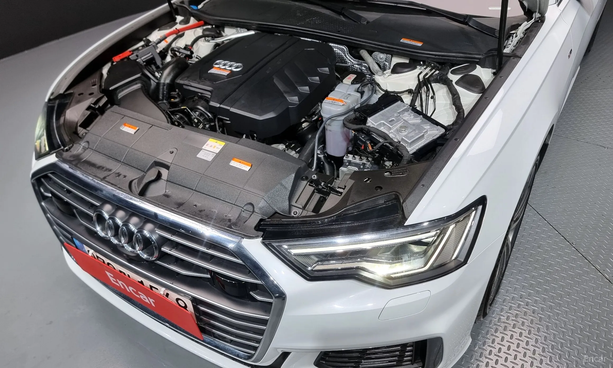 Audi A6 (C8) превью 6