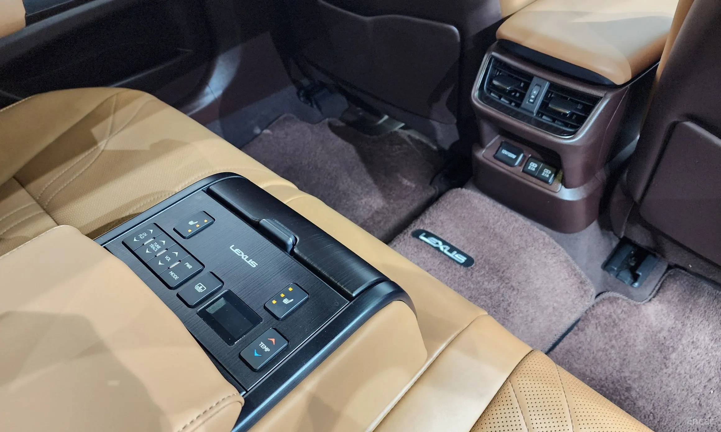 Lexus ES300h 7th Generation превью 18