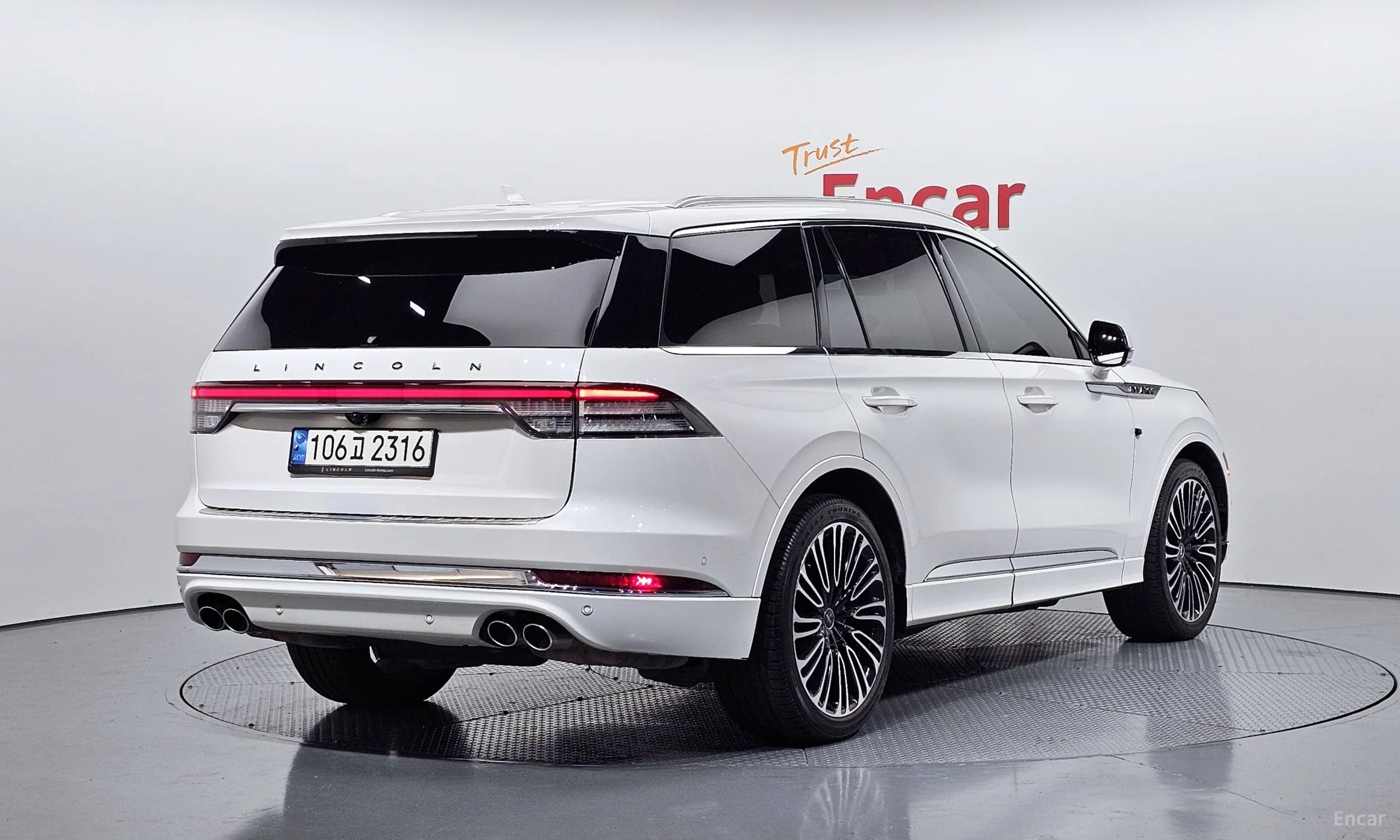 Lincoln Aviator 2nd Generation превью 2