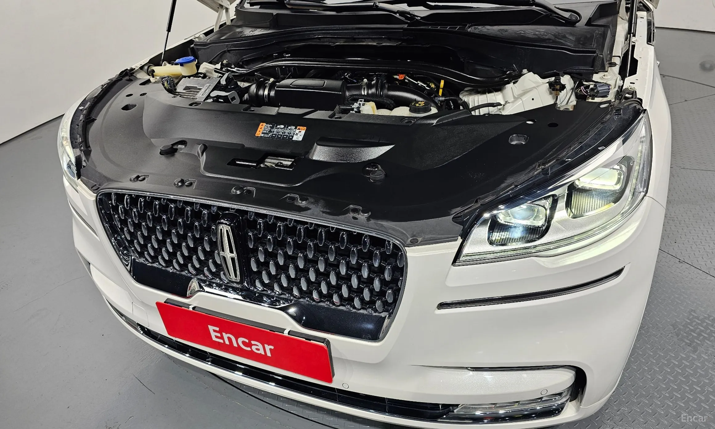 Lincoln Aviator 2nd Generation превью 6