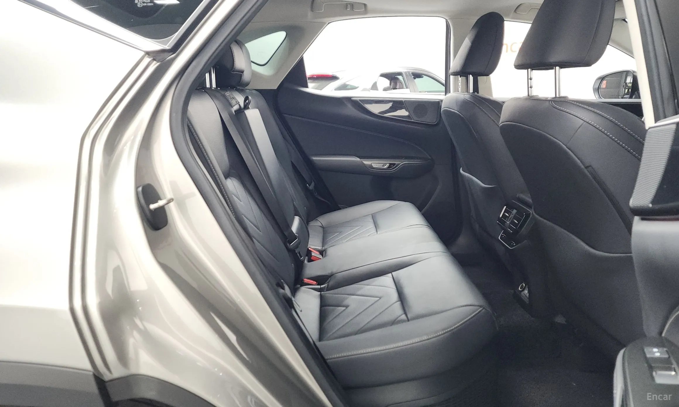 Lexus NX350h Gen 2 превью 12