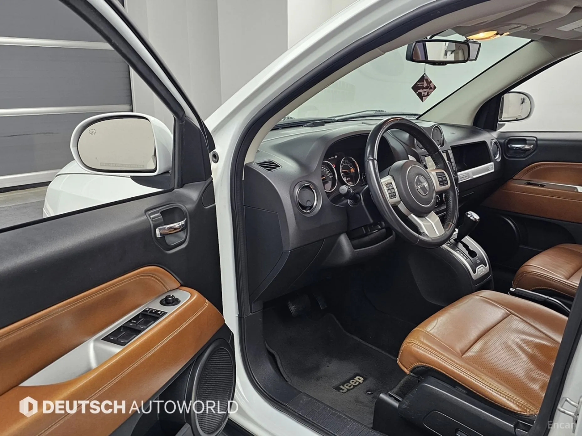 Jeep Compass превью 11