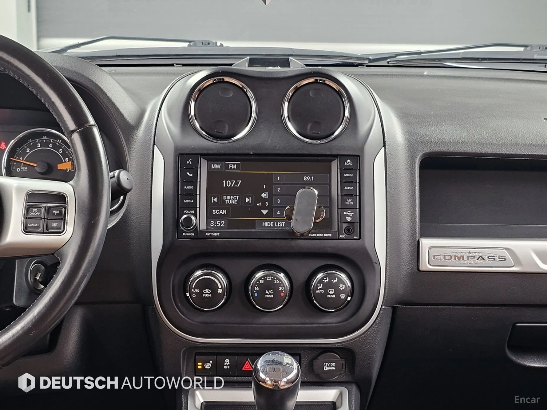 Jeep Compass превью 14
