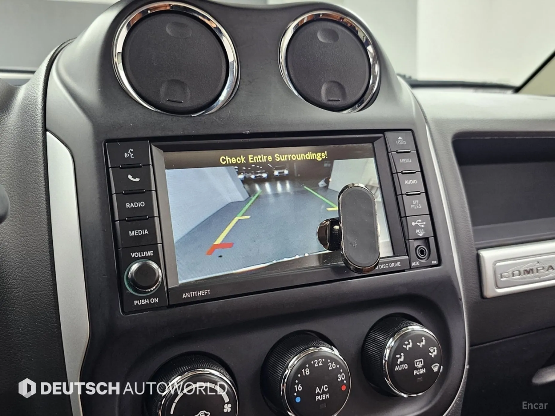 Jeep Compass превью 15