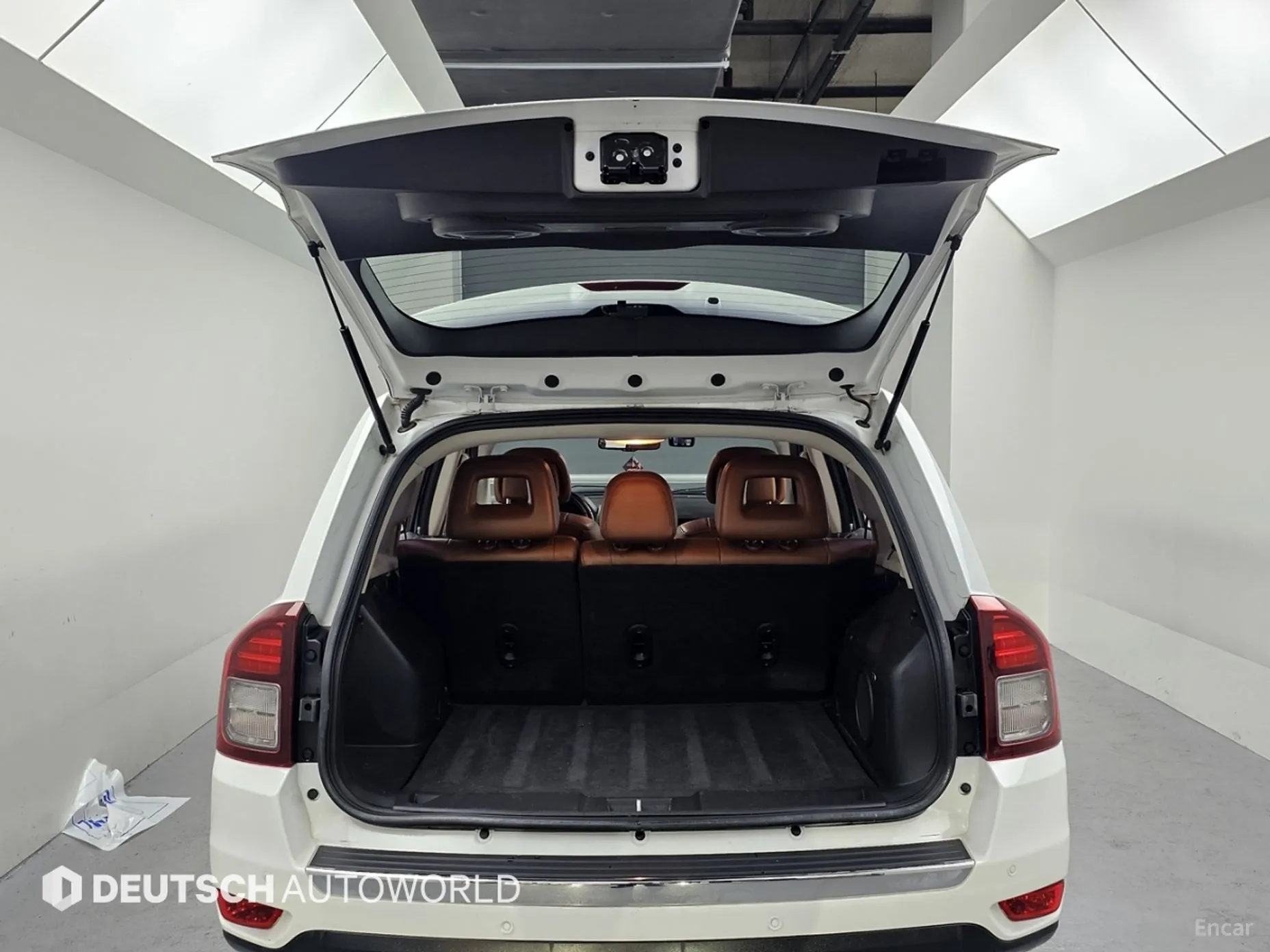 Jeep Compass превью 19