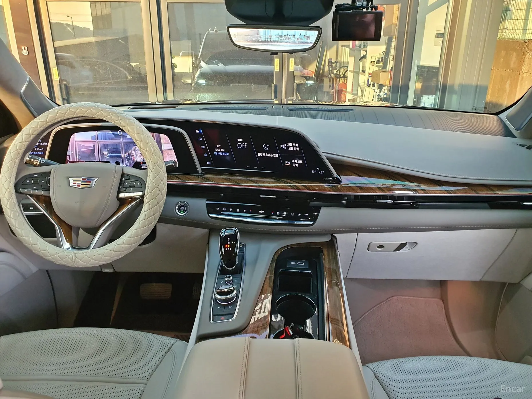 Cadillac Escalade 5th Generation превью 5