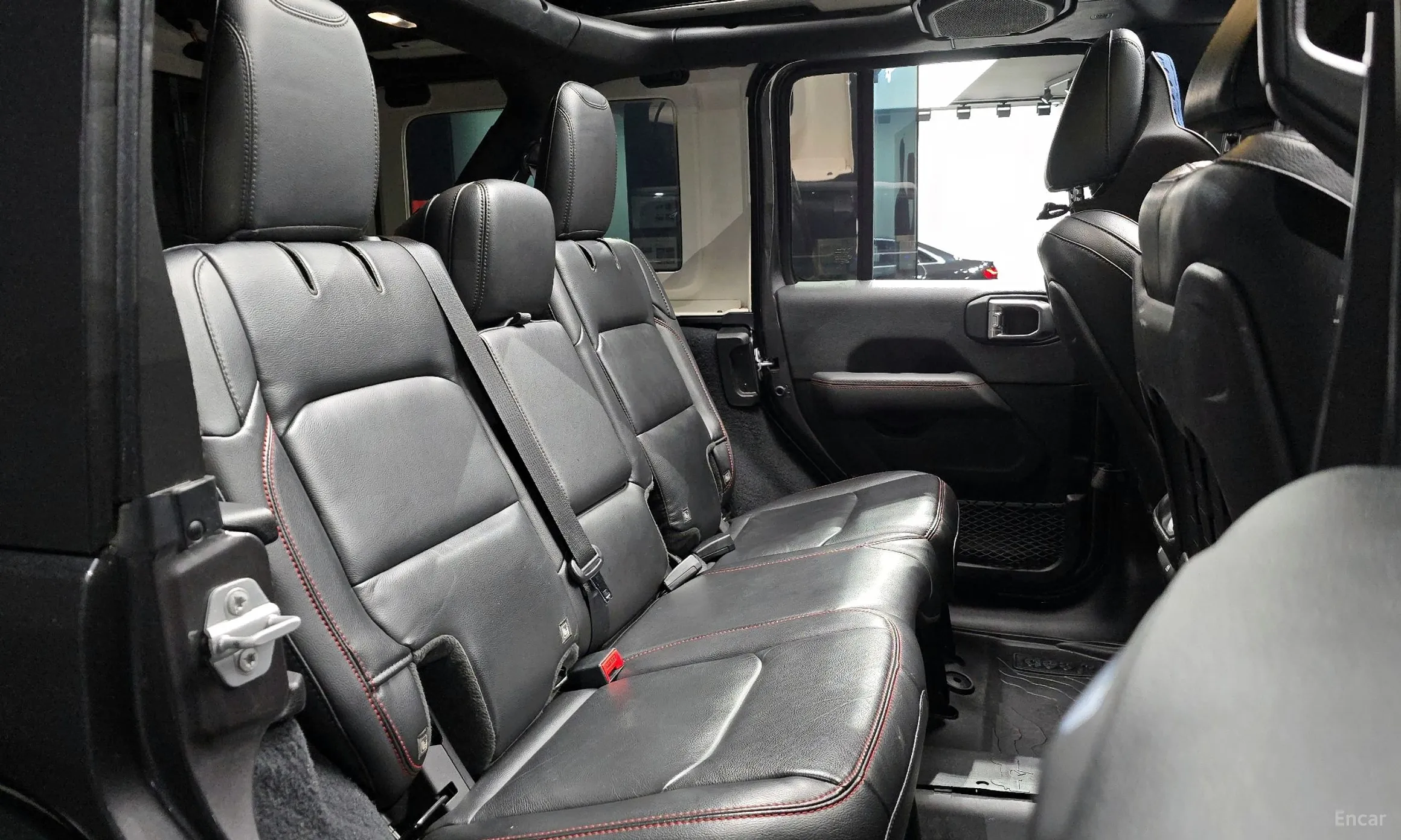 Jeep Wrangler (JL) превью 12