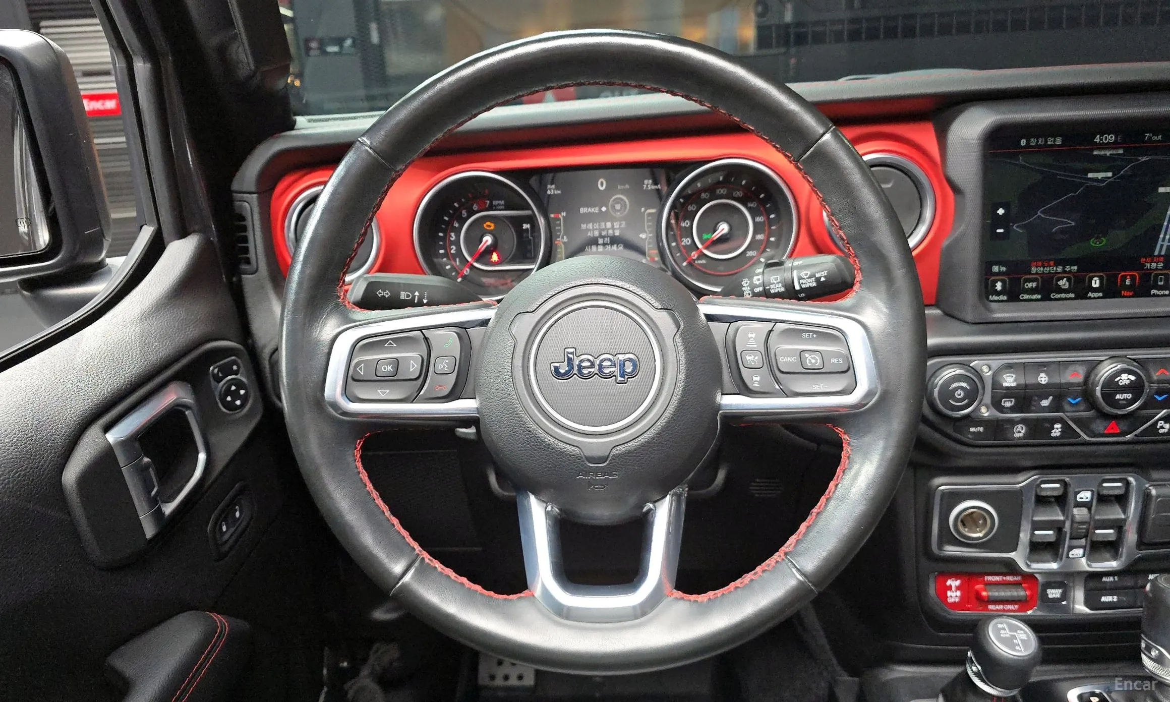 Jeep Wrangler (JL) превью 13