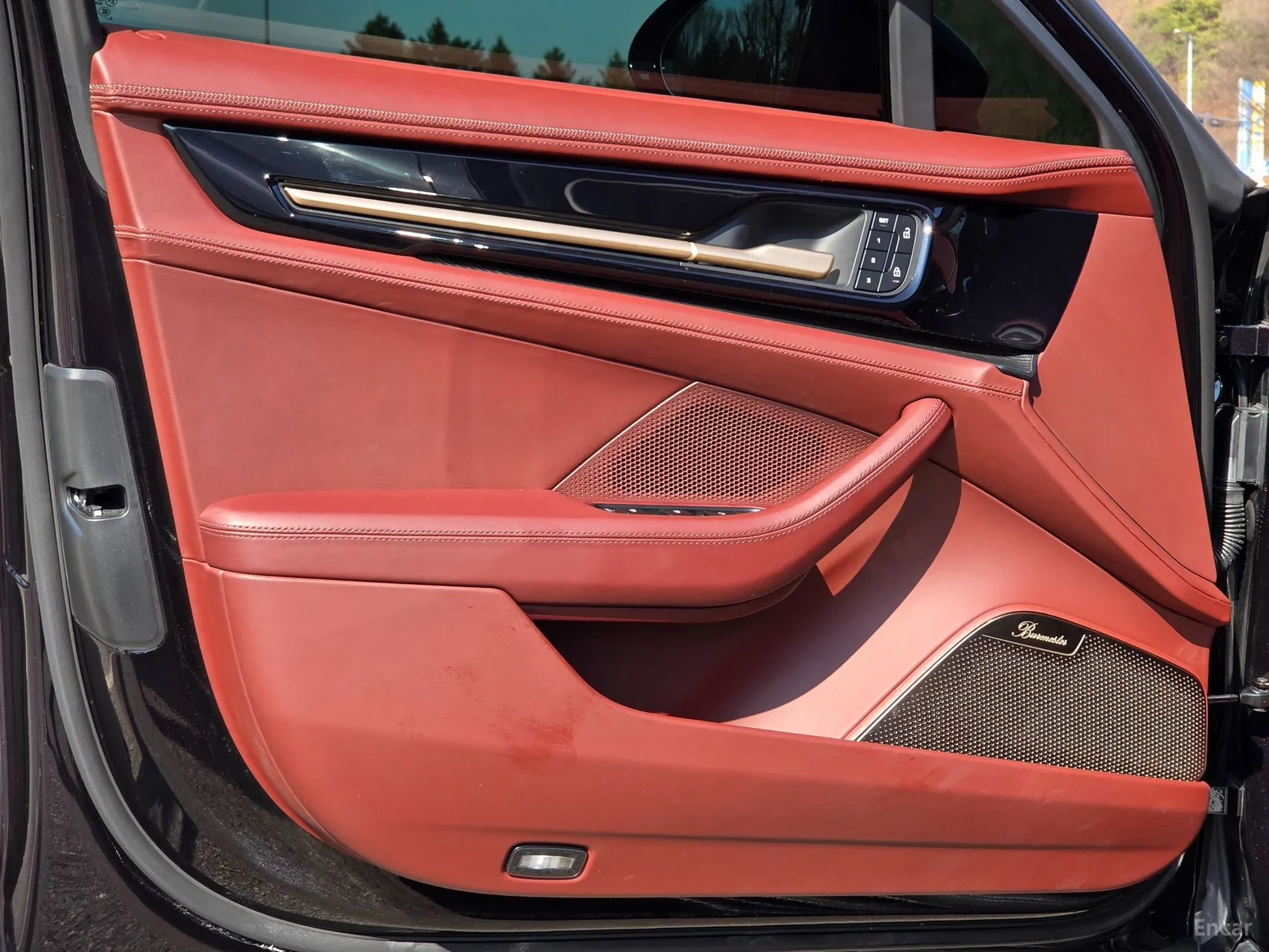Porsche Panamera (976) превью 16