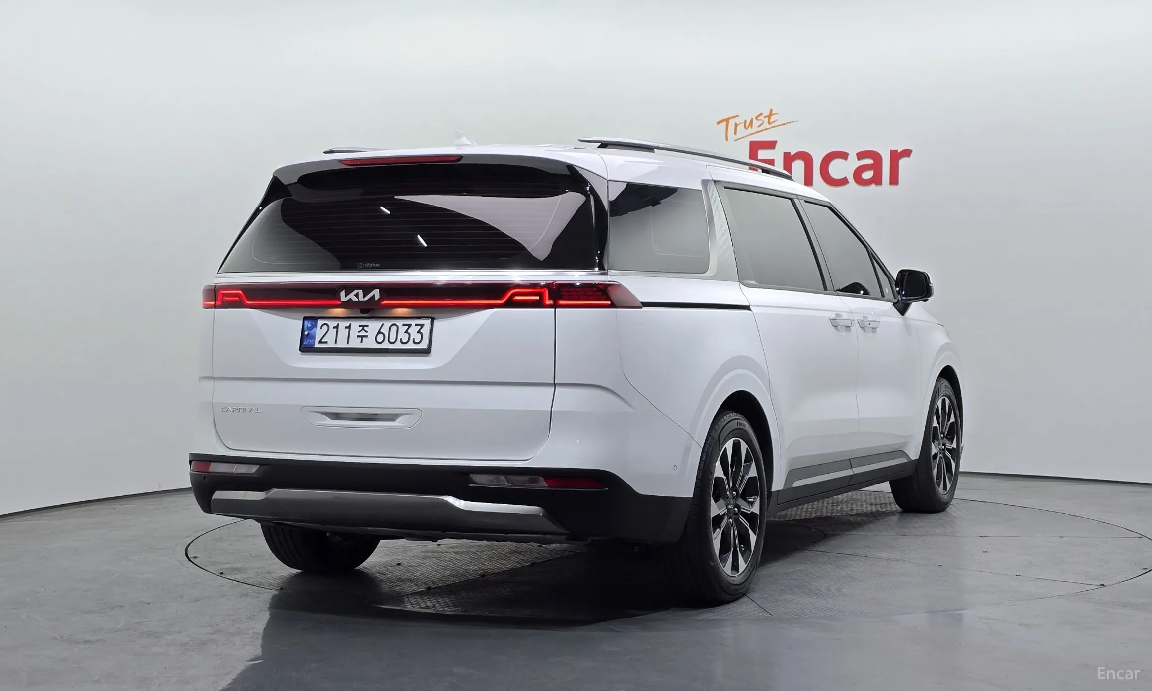 Kia Carnival Gen 4 превью 2