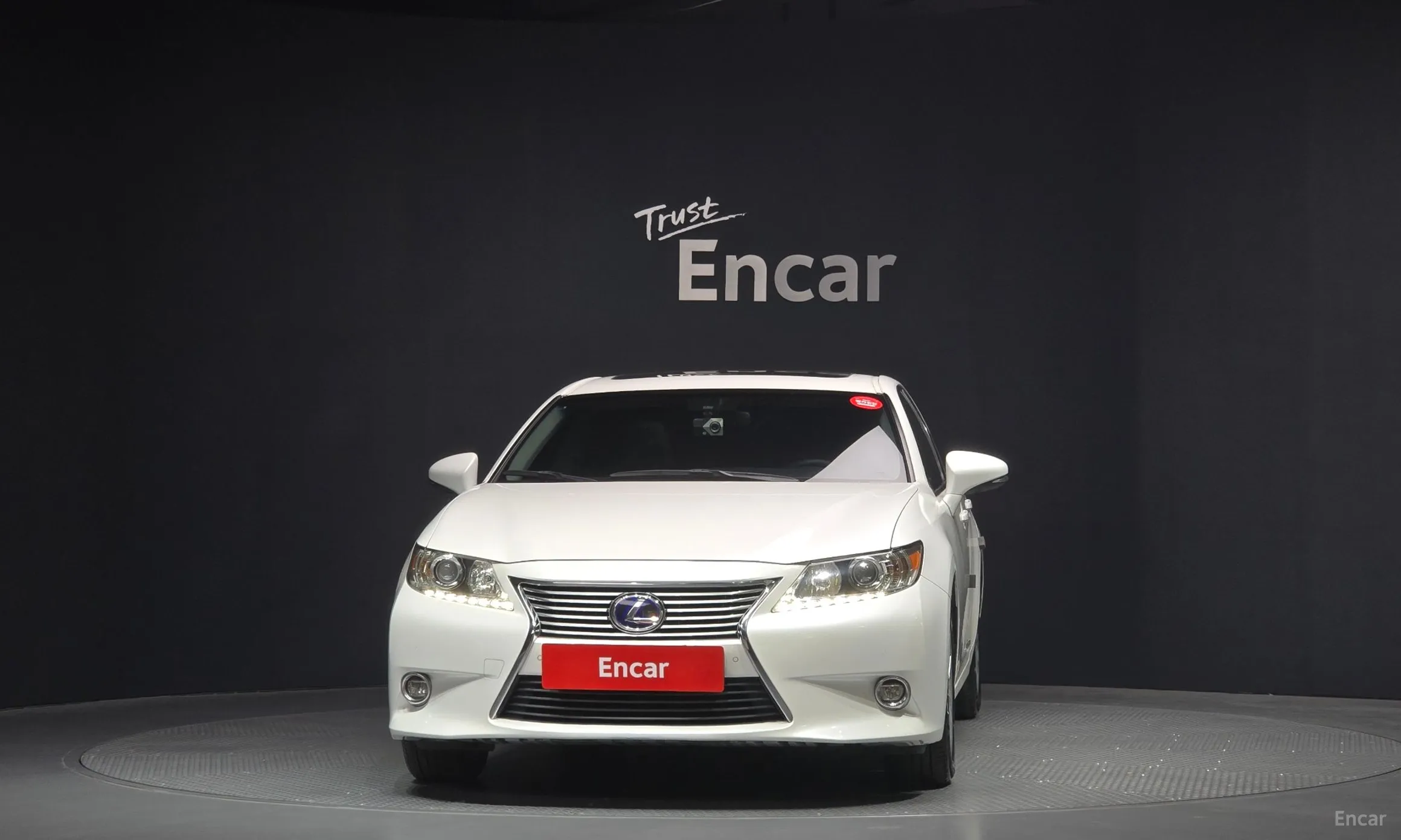 Lexus New ES300h превью 3