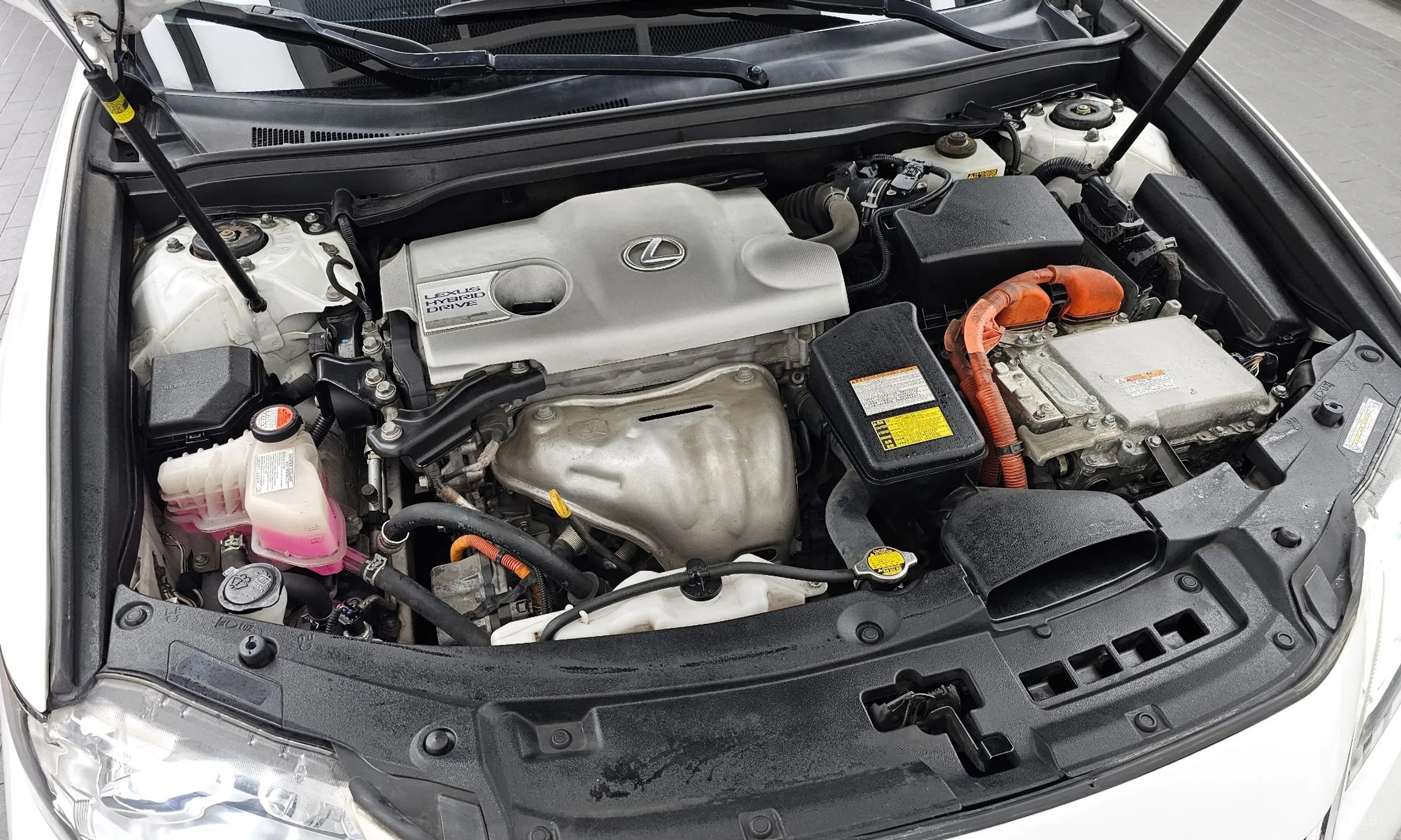 Lexus New ES300h превью 6