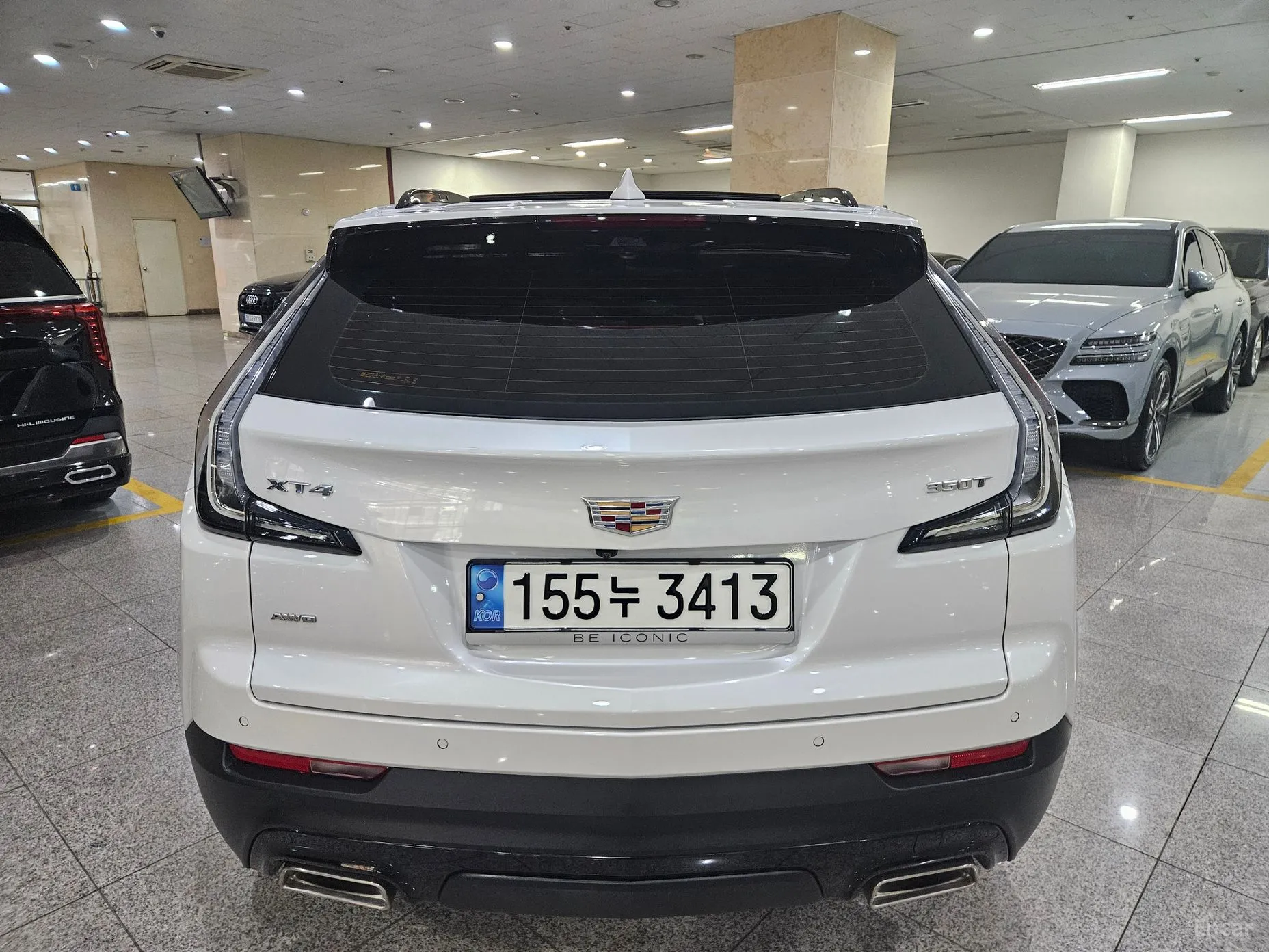 Cadillac XT4 превью 4