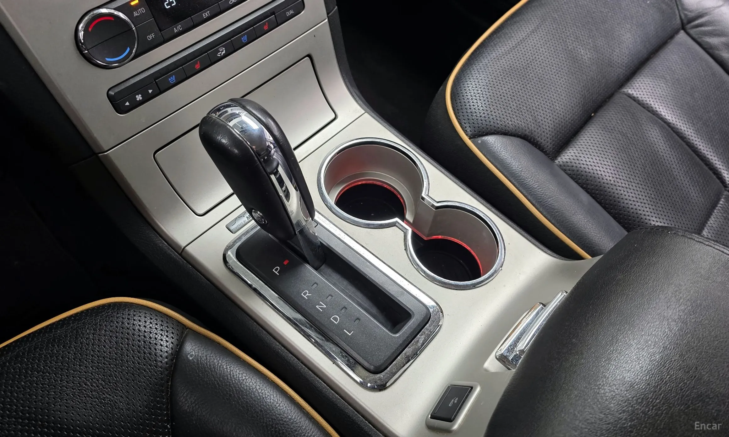 Lincoln MKX превью 9