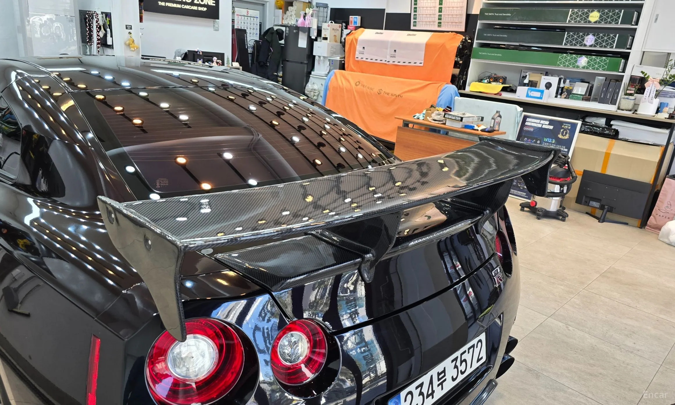 Nissan GT-R превью 17