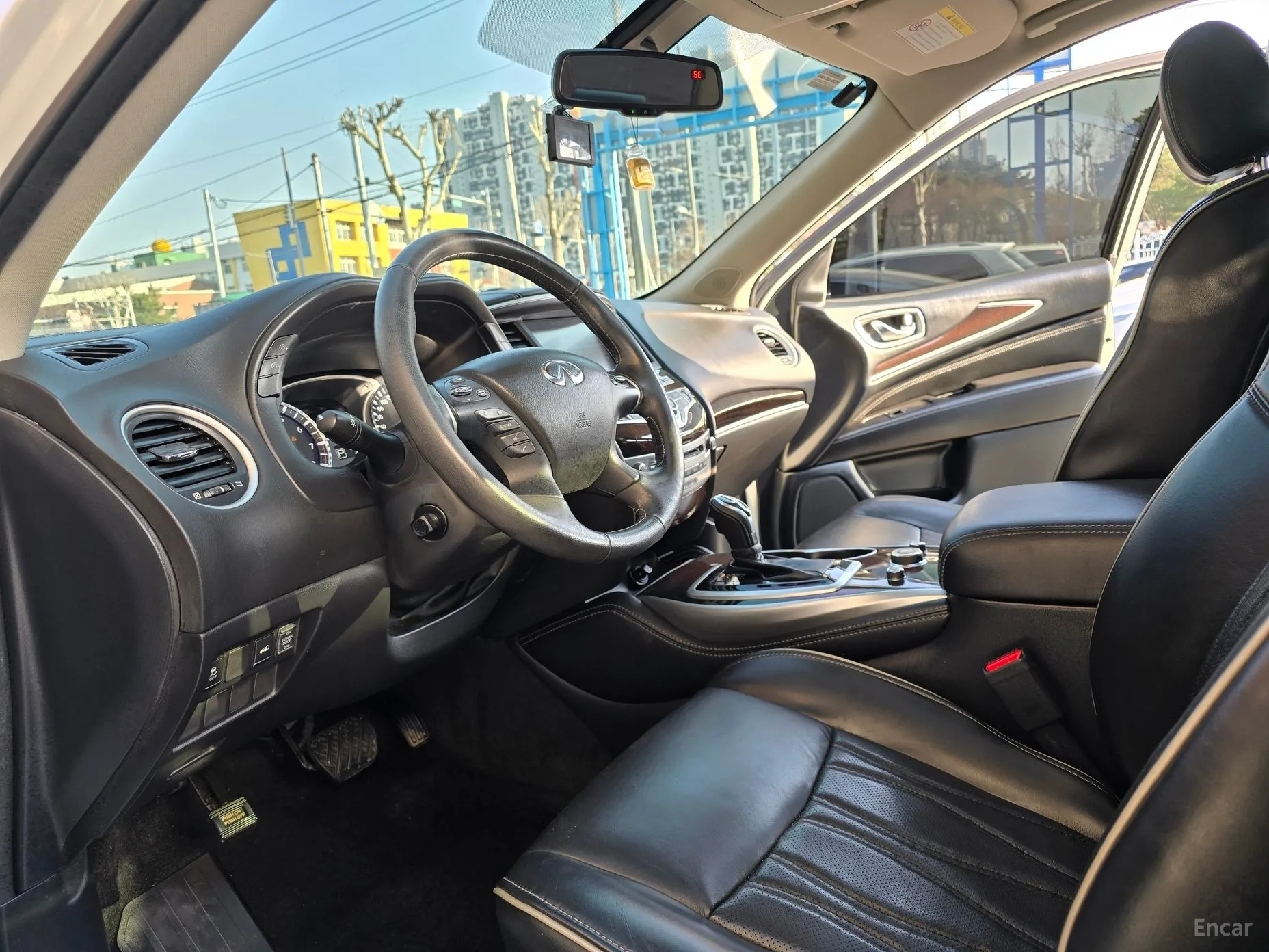 Infiniti QX60 превью 10