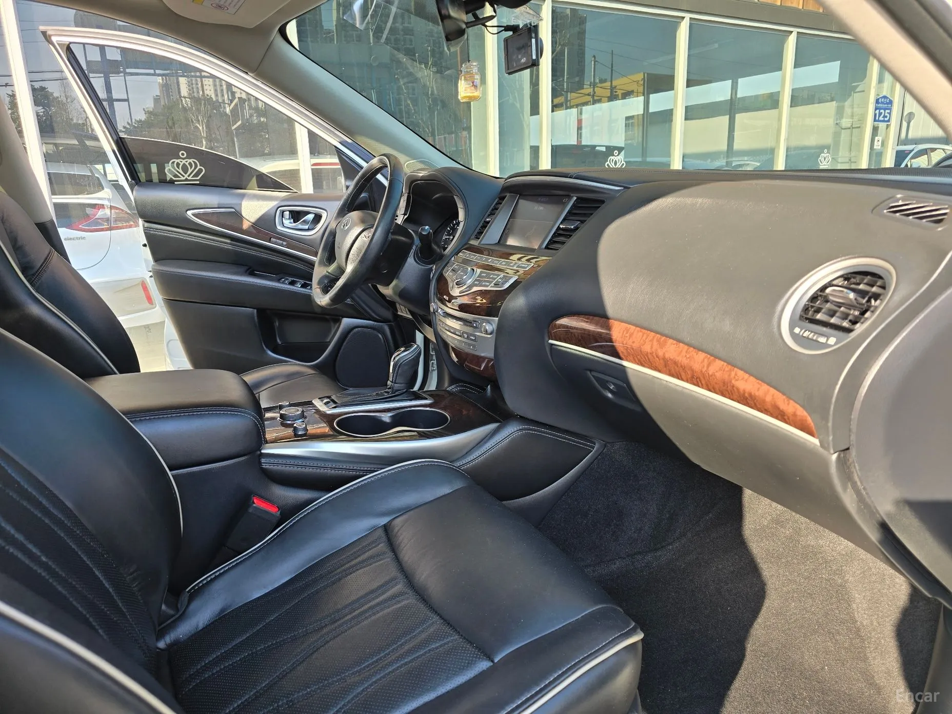 Infiniti QX60 превью 11