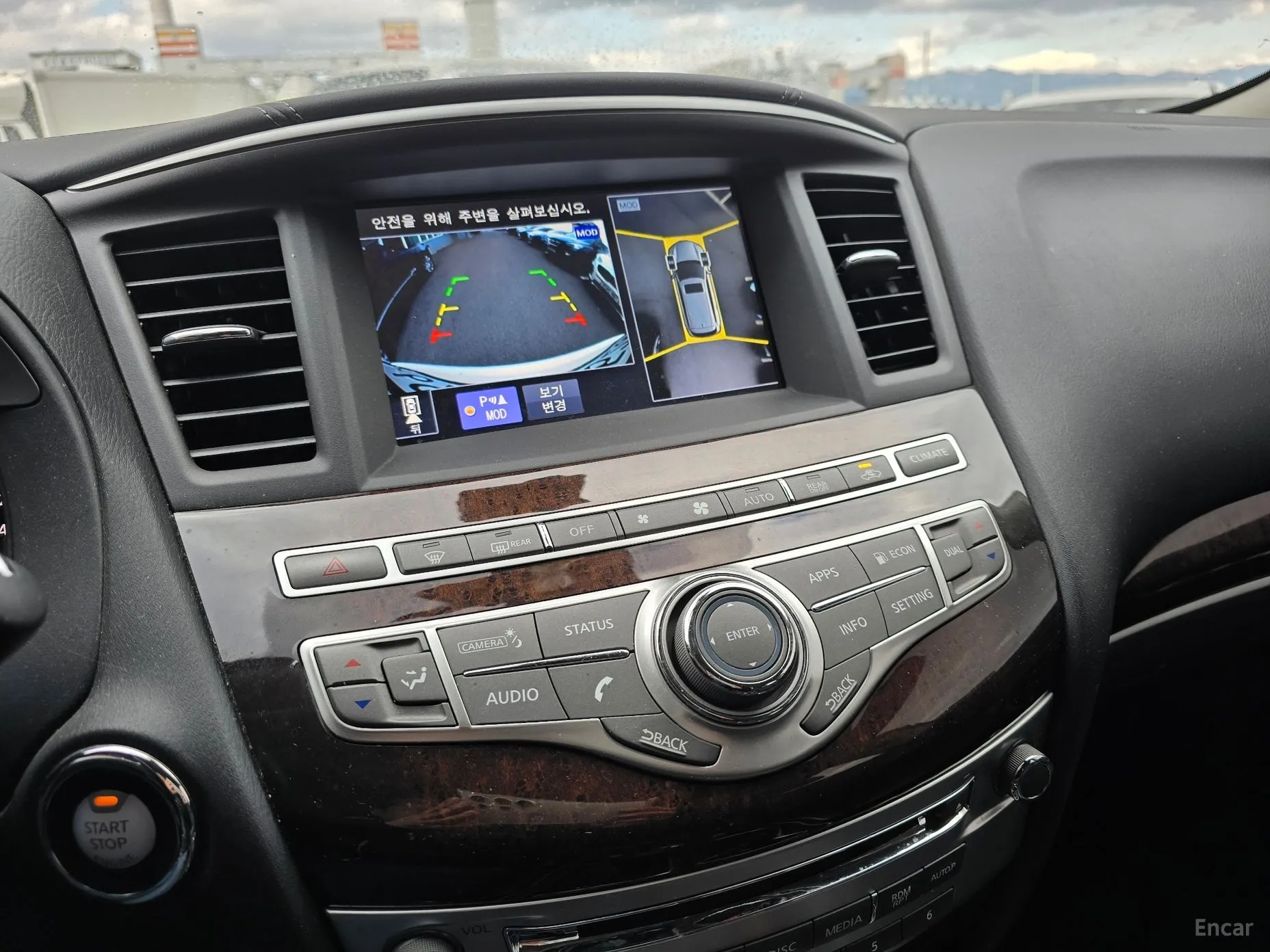 Infiniti QX60 превью 14