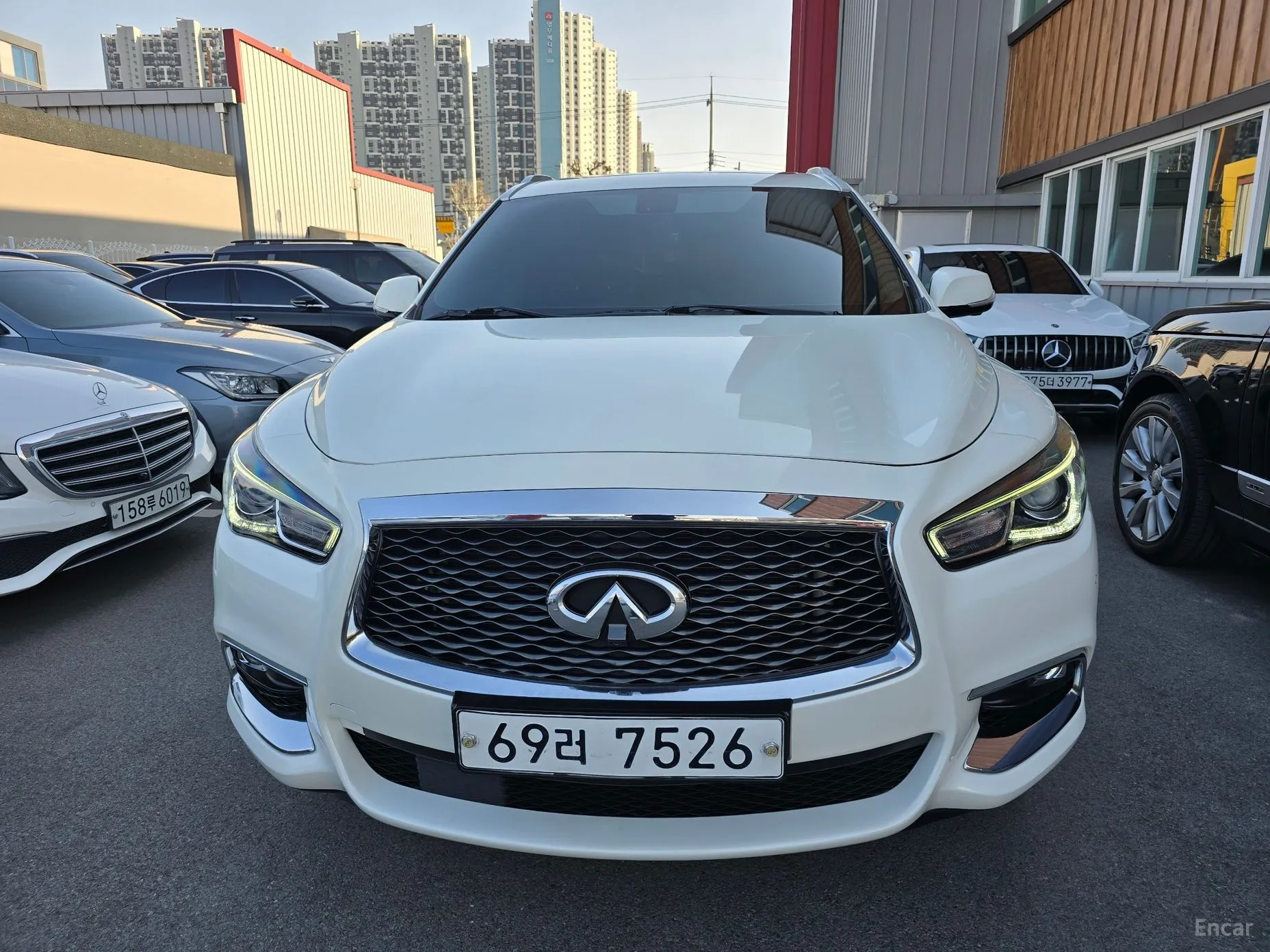 Infiniti QX60 превью 3