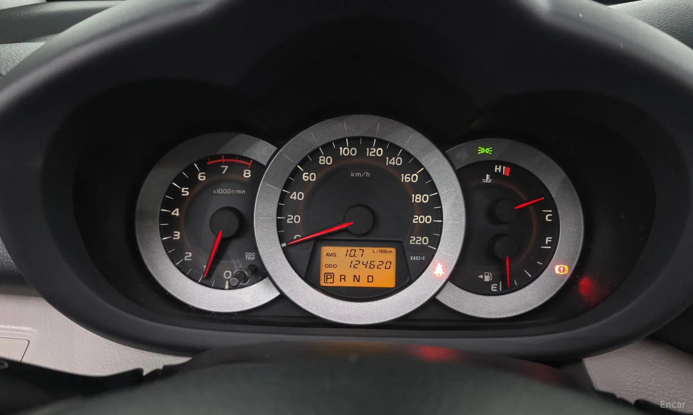 Toyota RAV4 превью 8