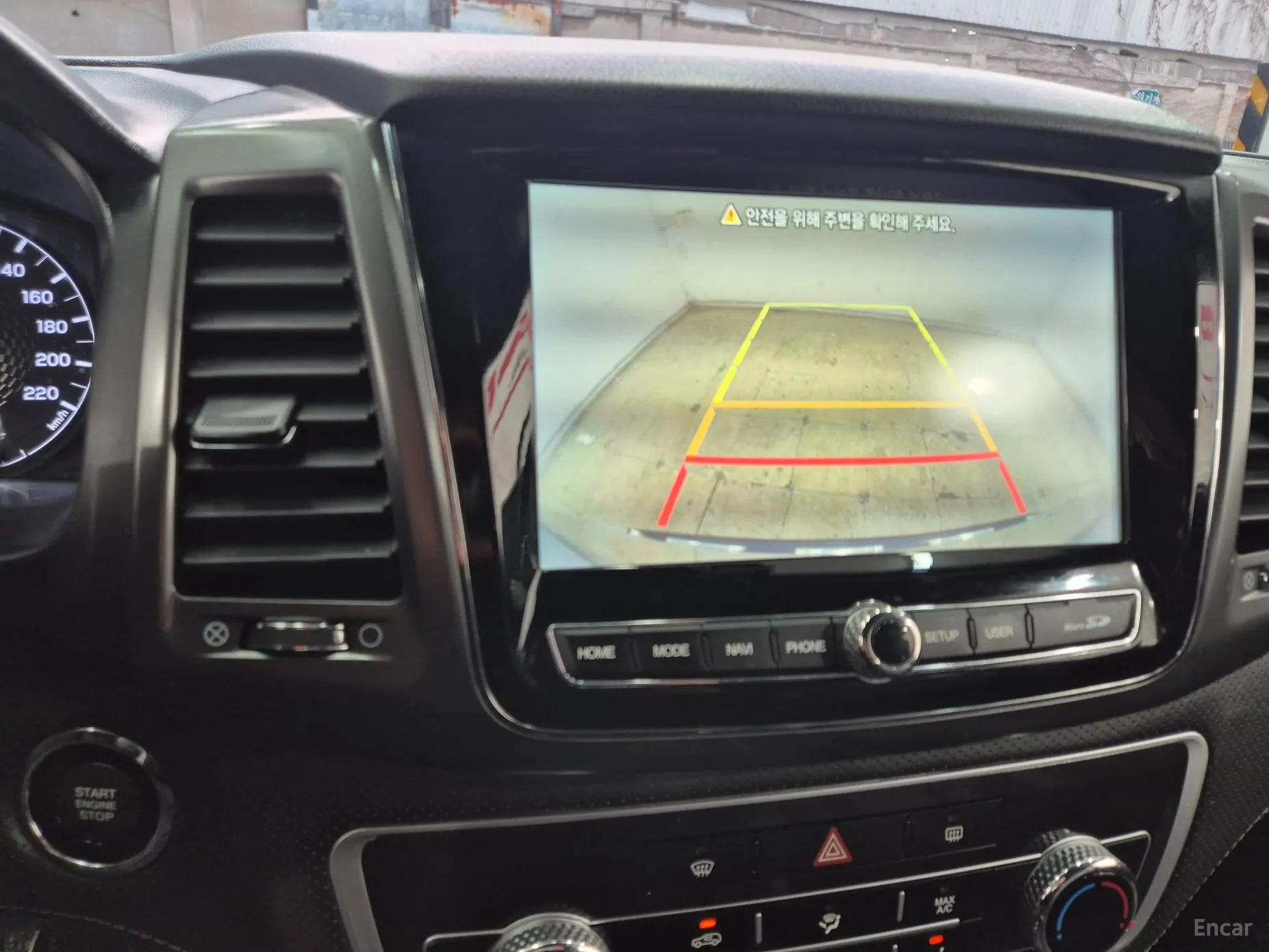 KG Mobility (SsangYong) Rexton Sports превью 14