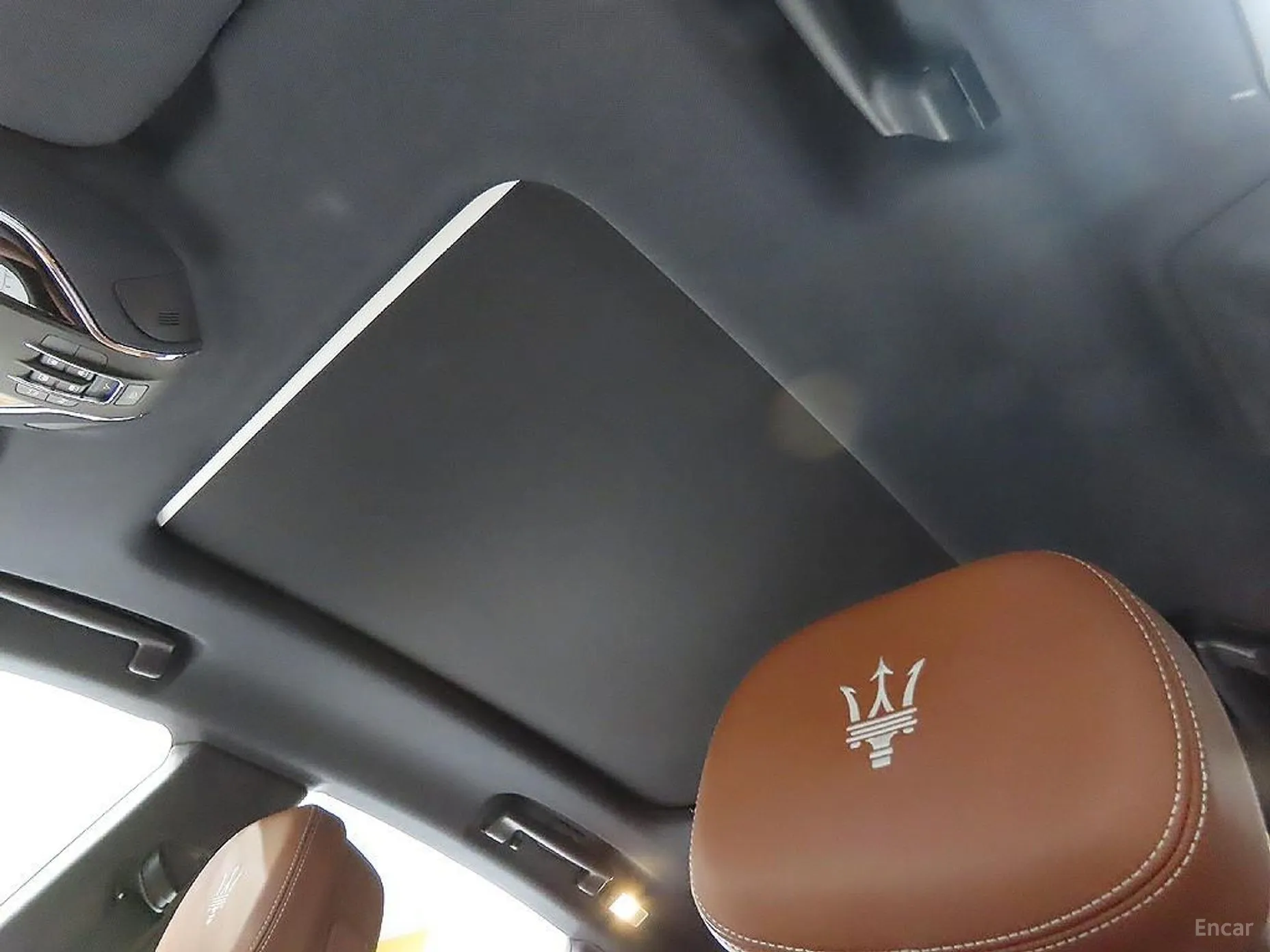 Maserati Levante превью 14