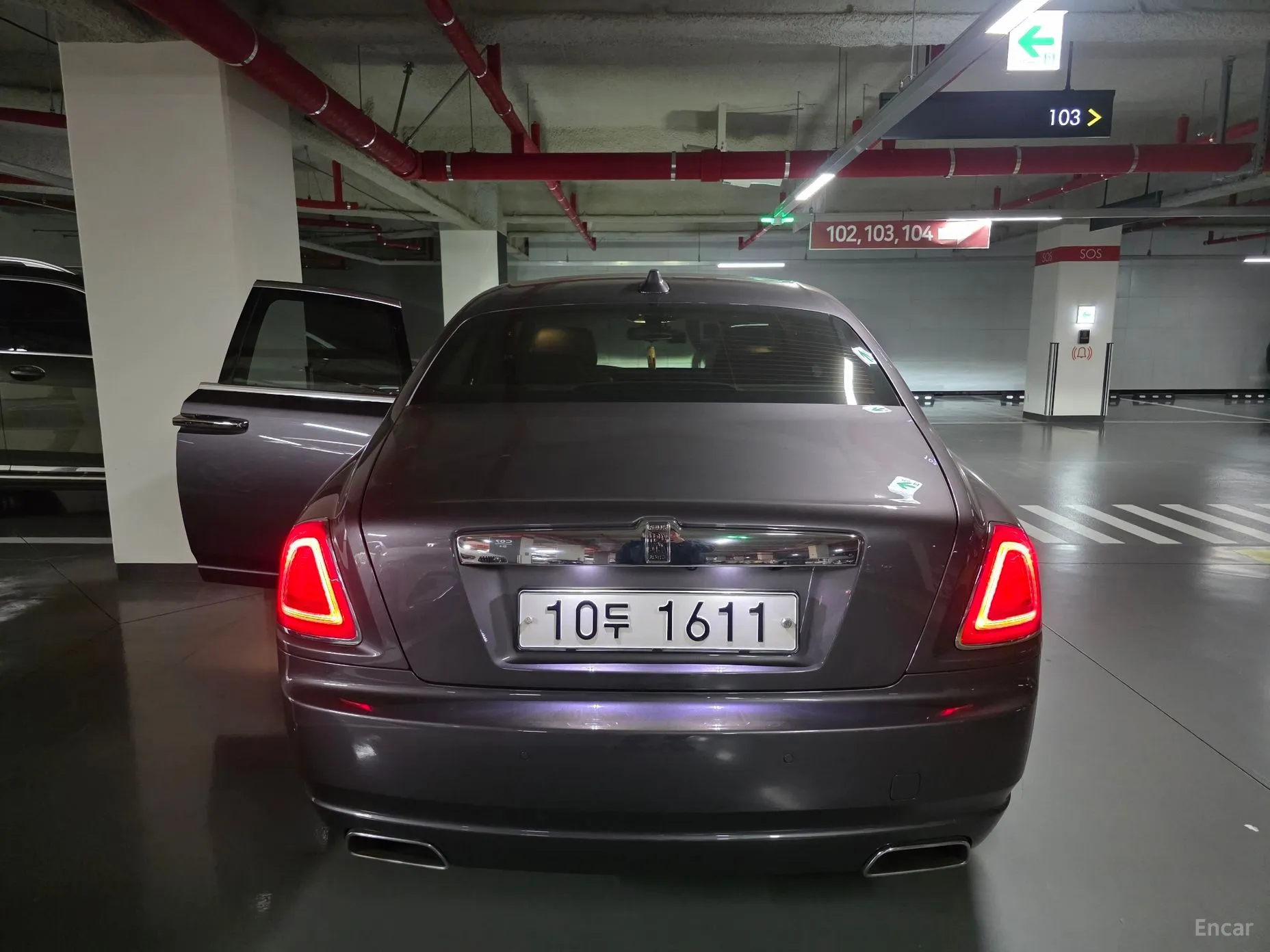 Rolls-Royce Ghost превью 3