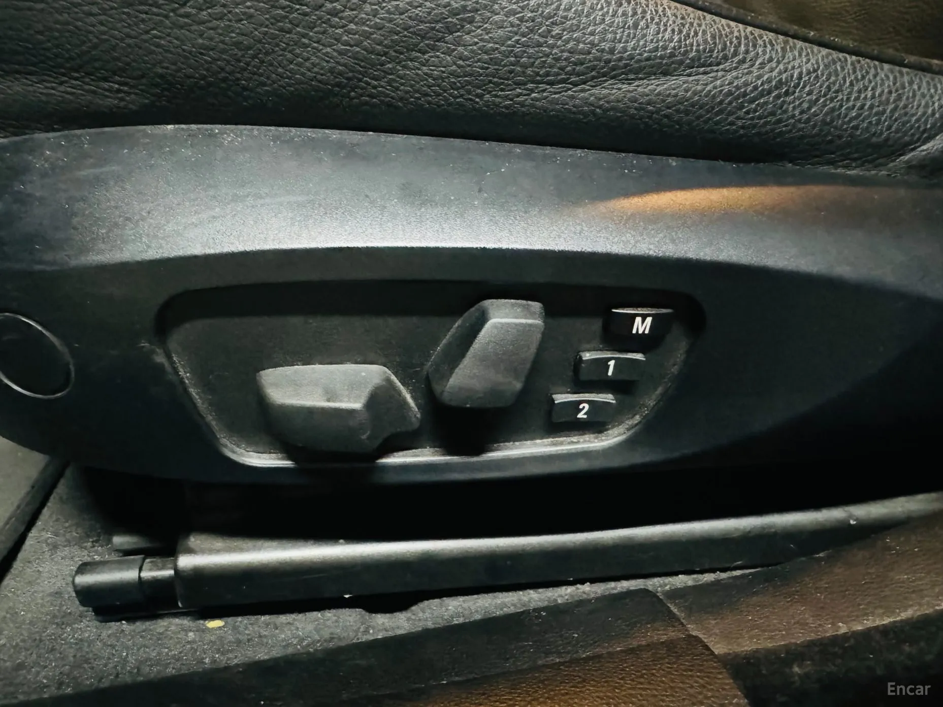 BMW 3 Series (E90) превью 18