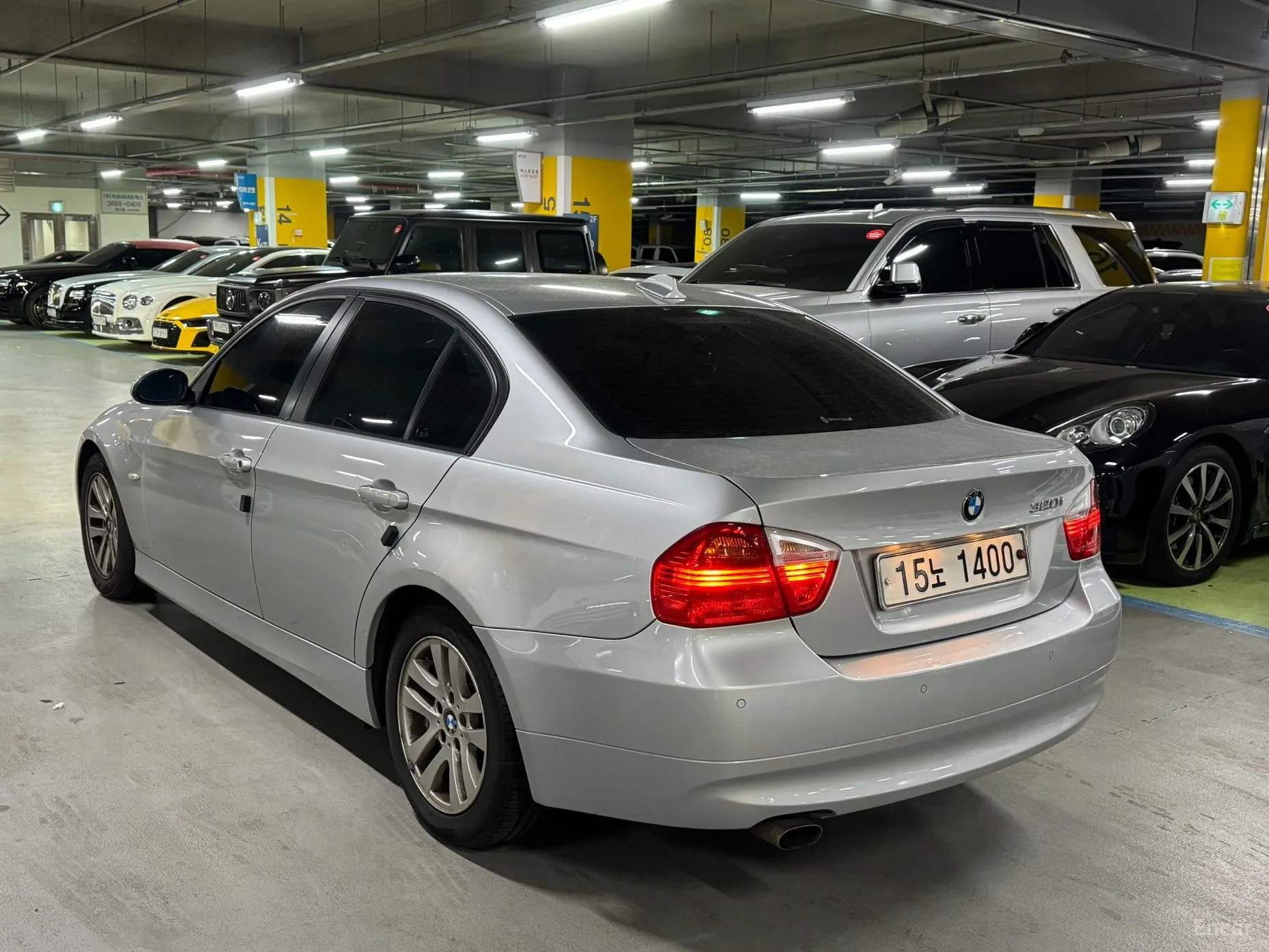 BMW 3 Series (E90) превью 4