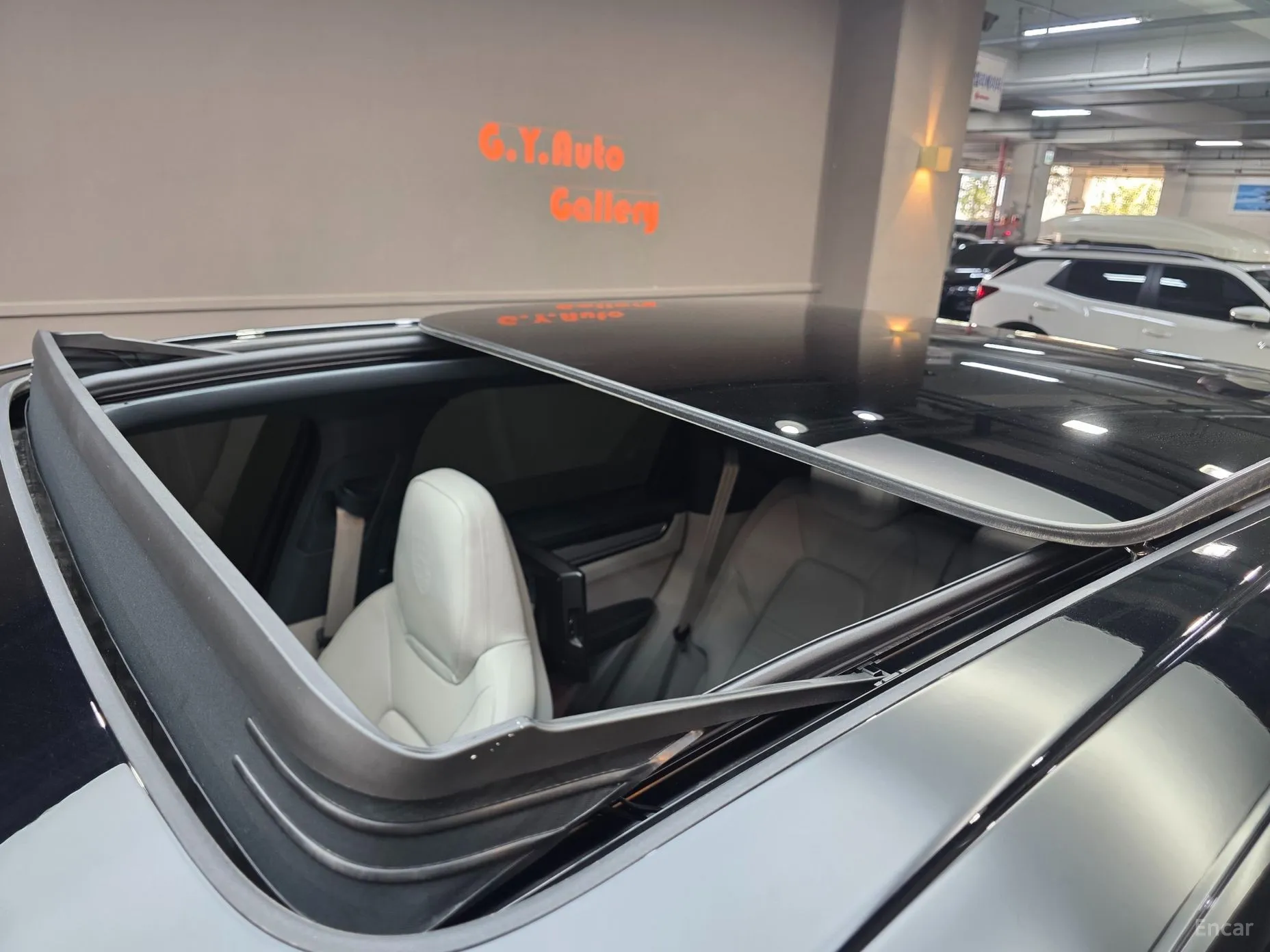Porsche Cayenne (PO536) превью 20