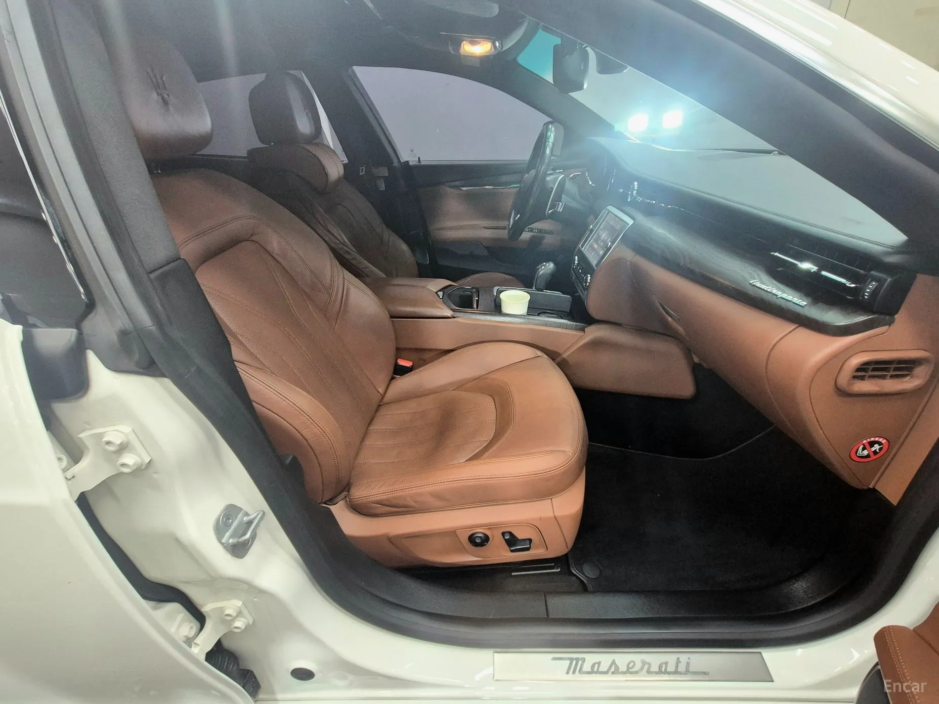 Maserati Quattroporte превью 10